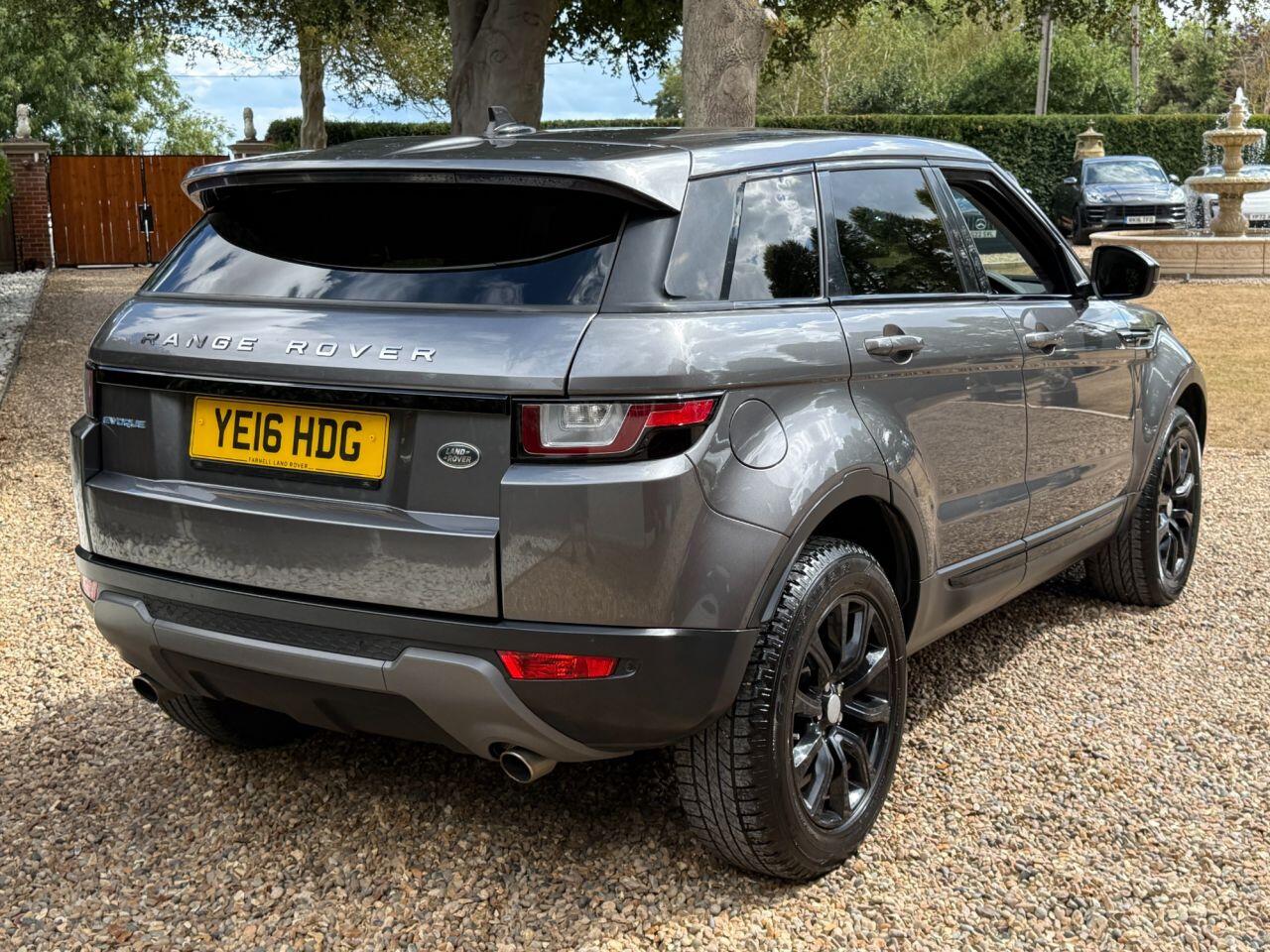 Land Rover Range Rover Evoque view 12
