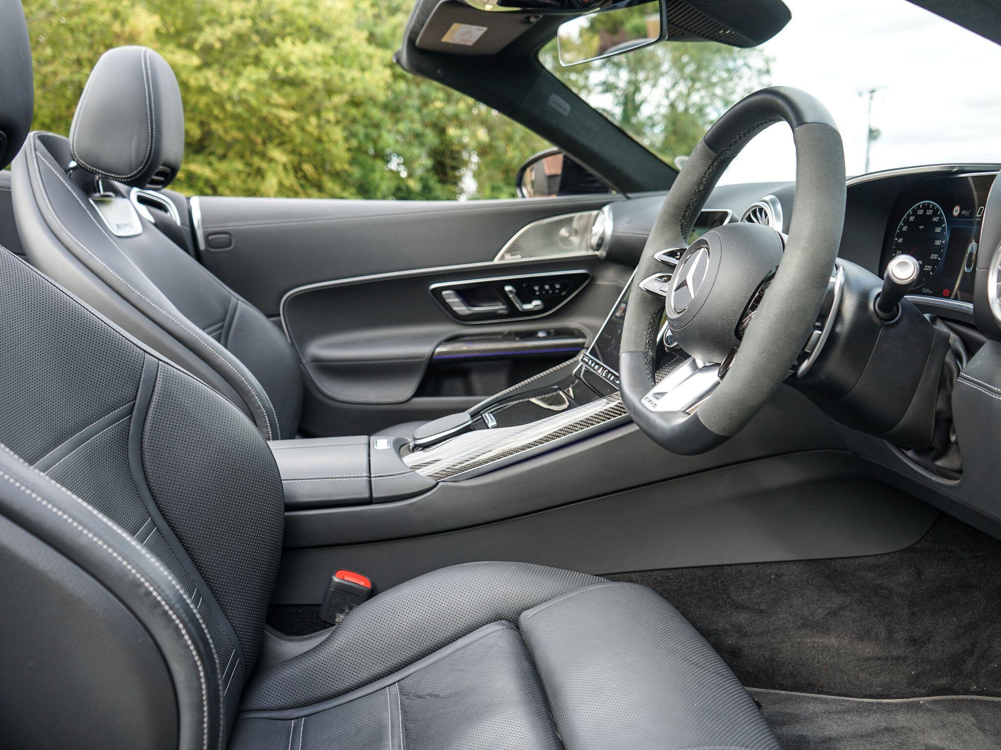 Mercedes-Benz SL view 23