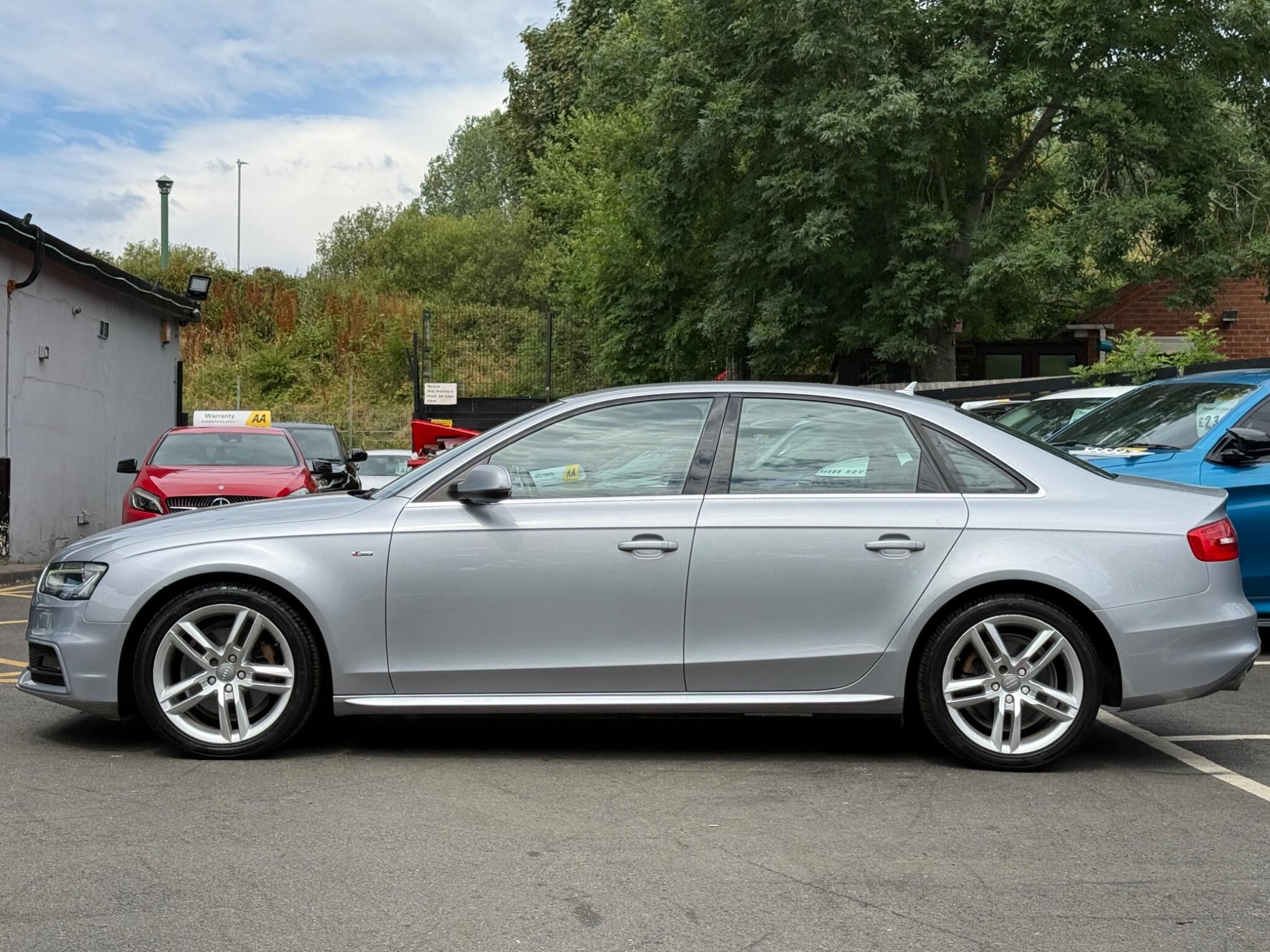 Audi A4 view 8