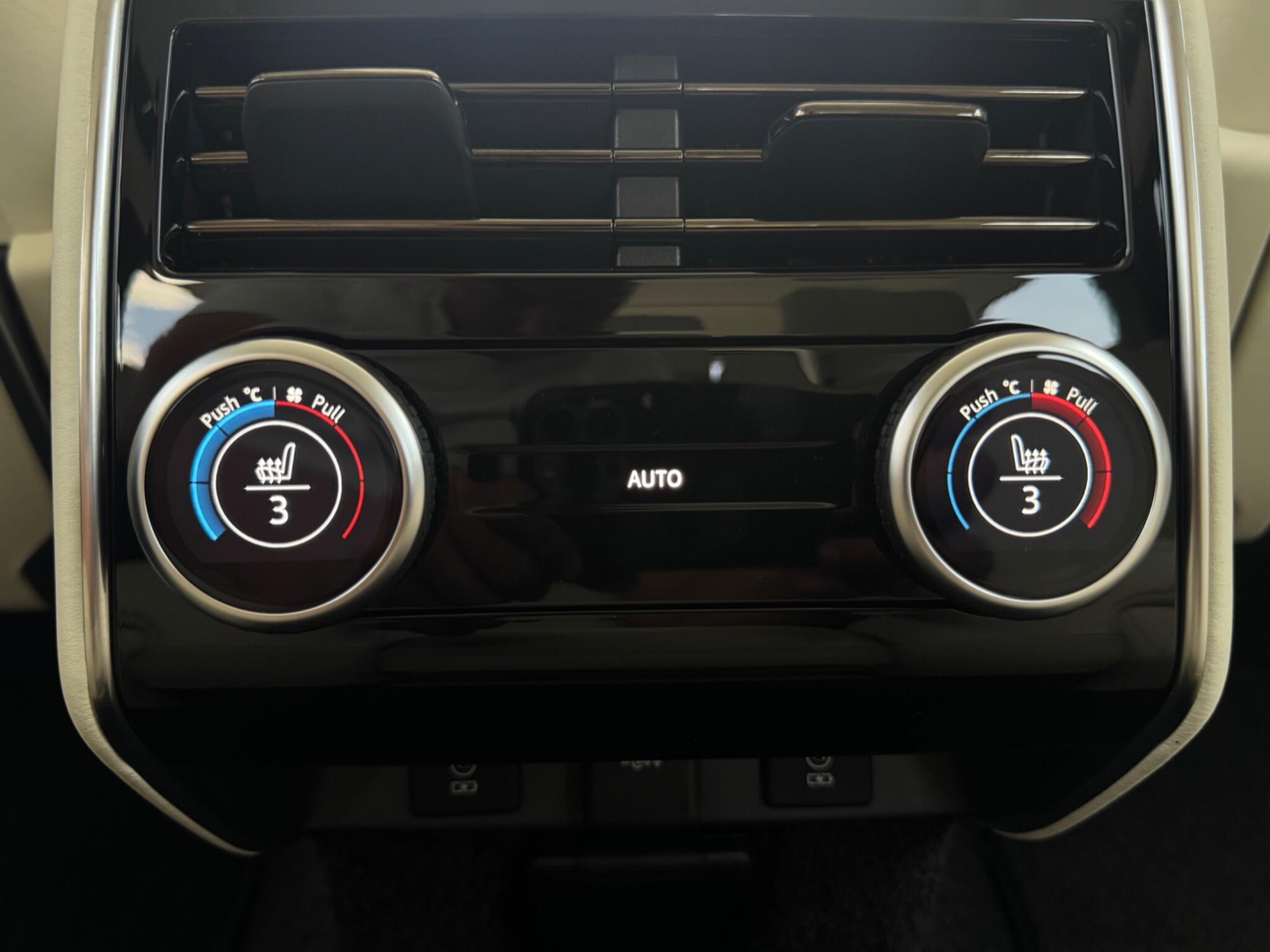 Land Rover Range Rover view 36