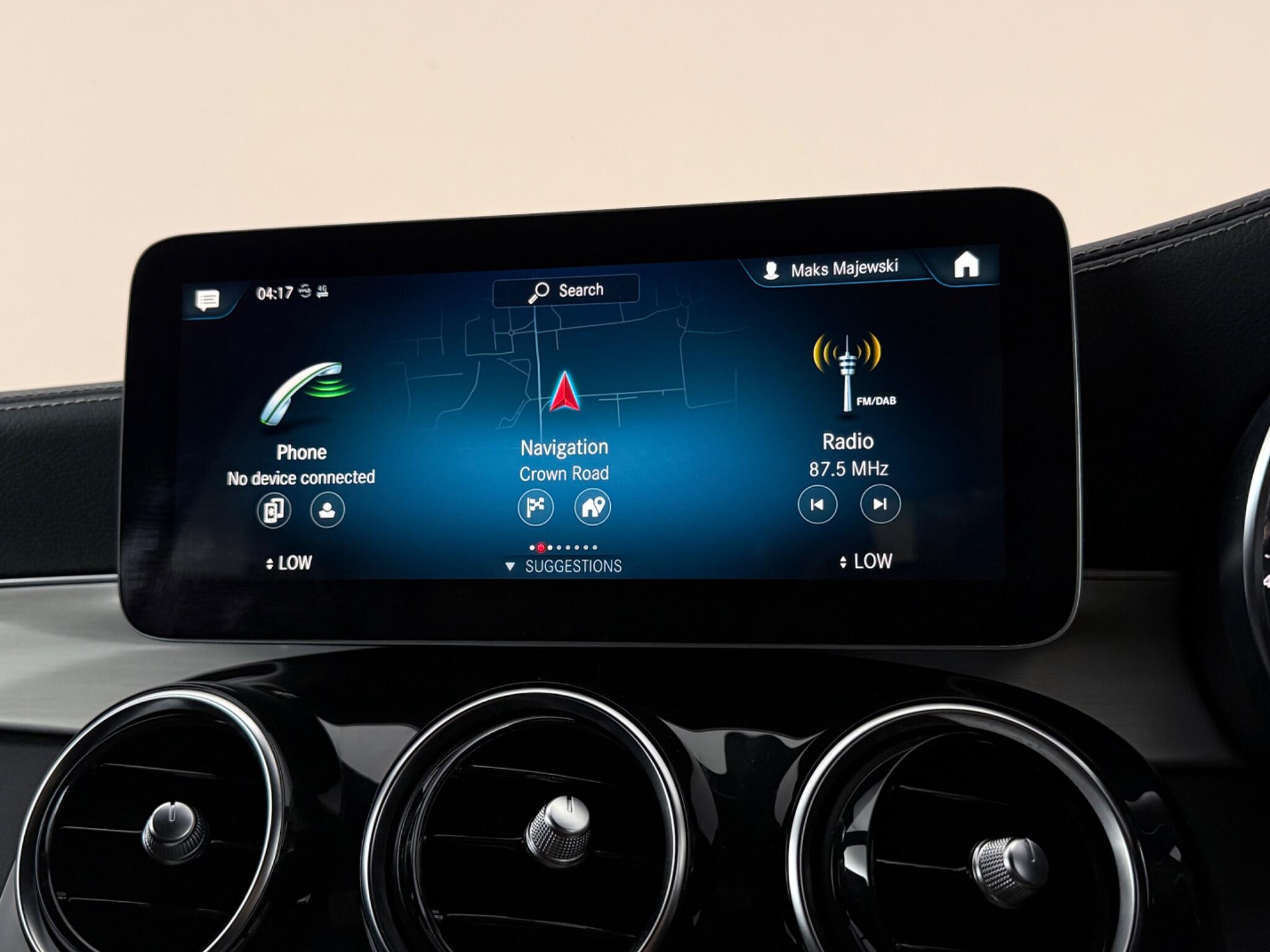 Mercedes-Benz GLC view 25