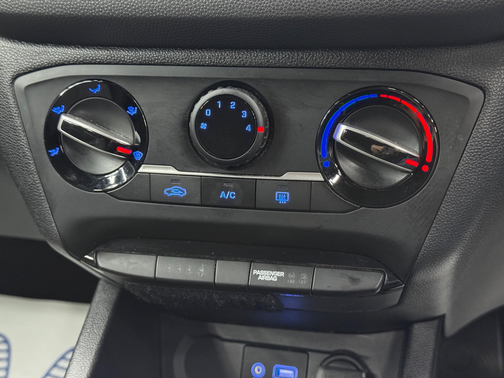 Hyundai I20 view 26