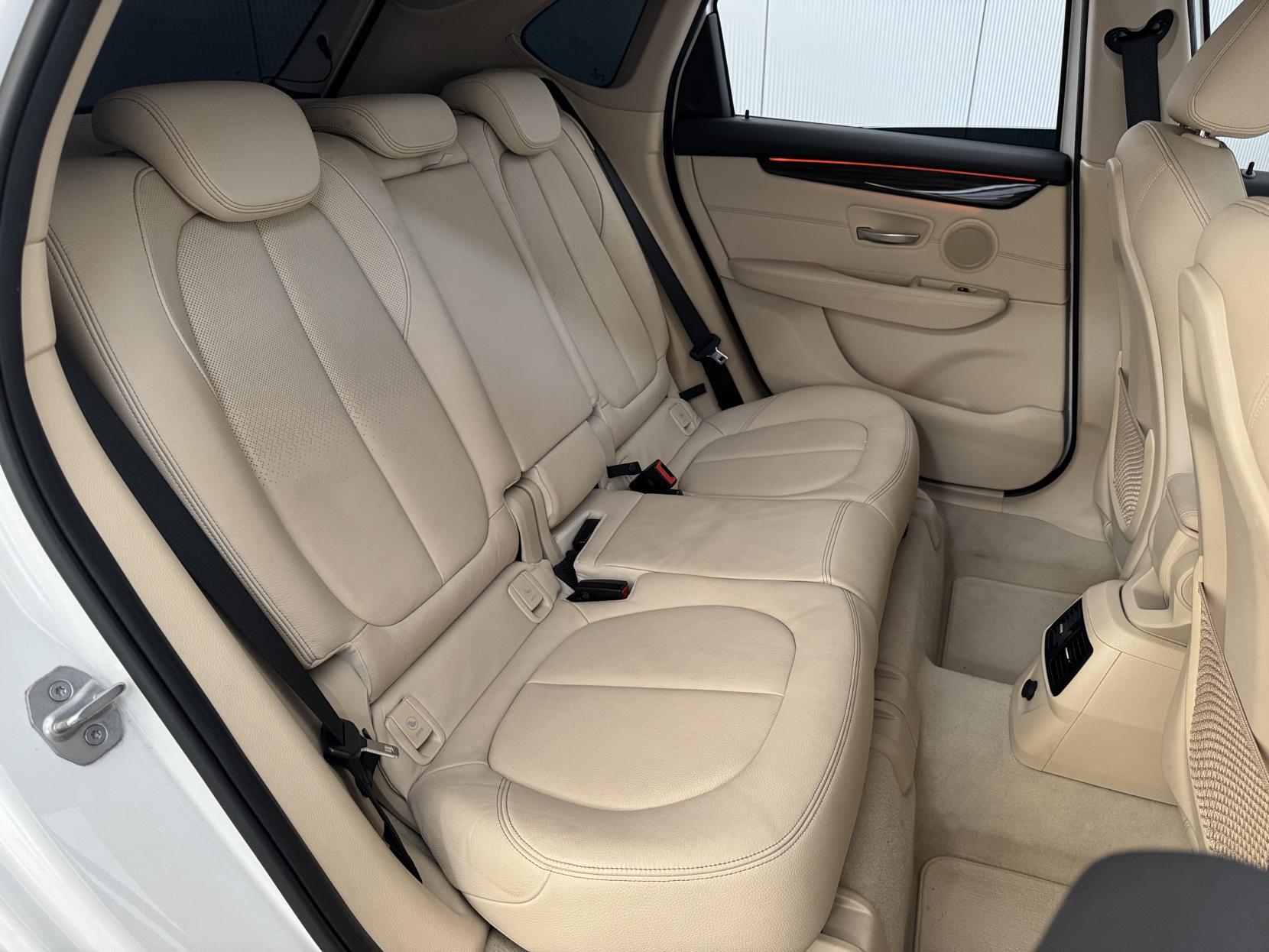 BMW 2 Series Active Tourer view 66