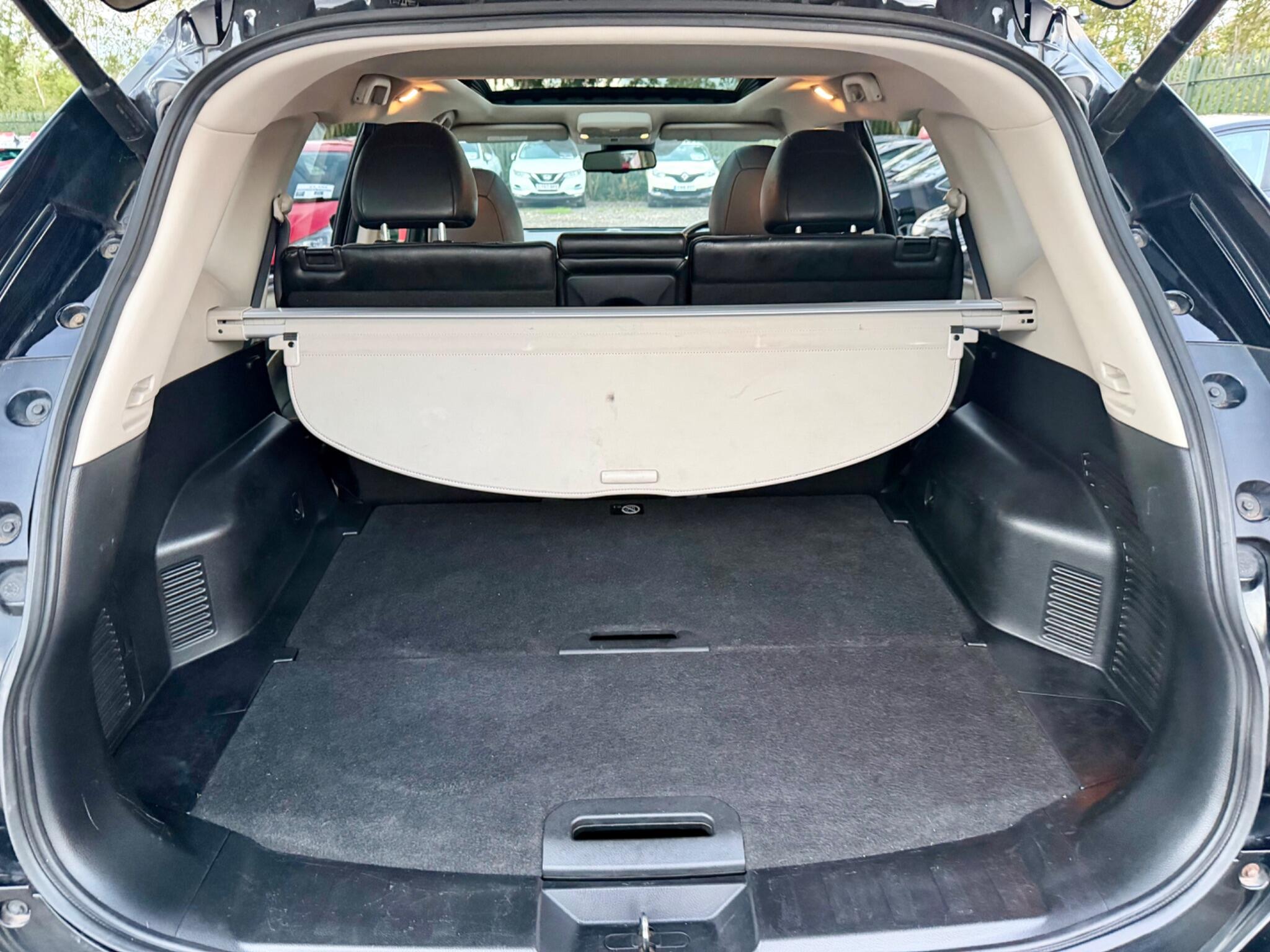 Nissan X-Trail view 57