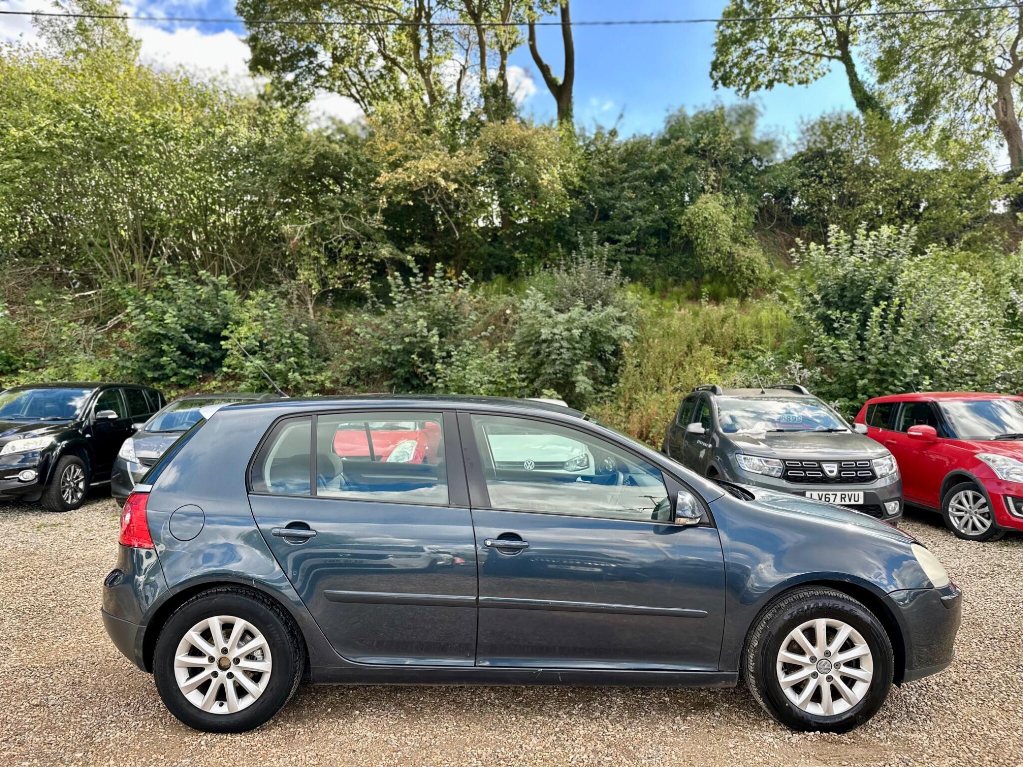 Volkswagen Golf view 7