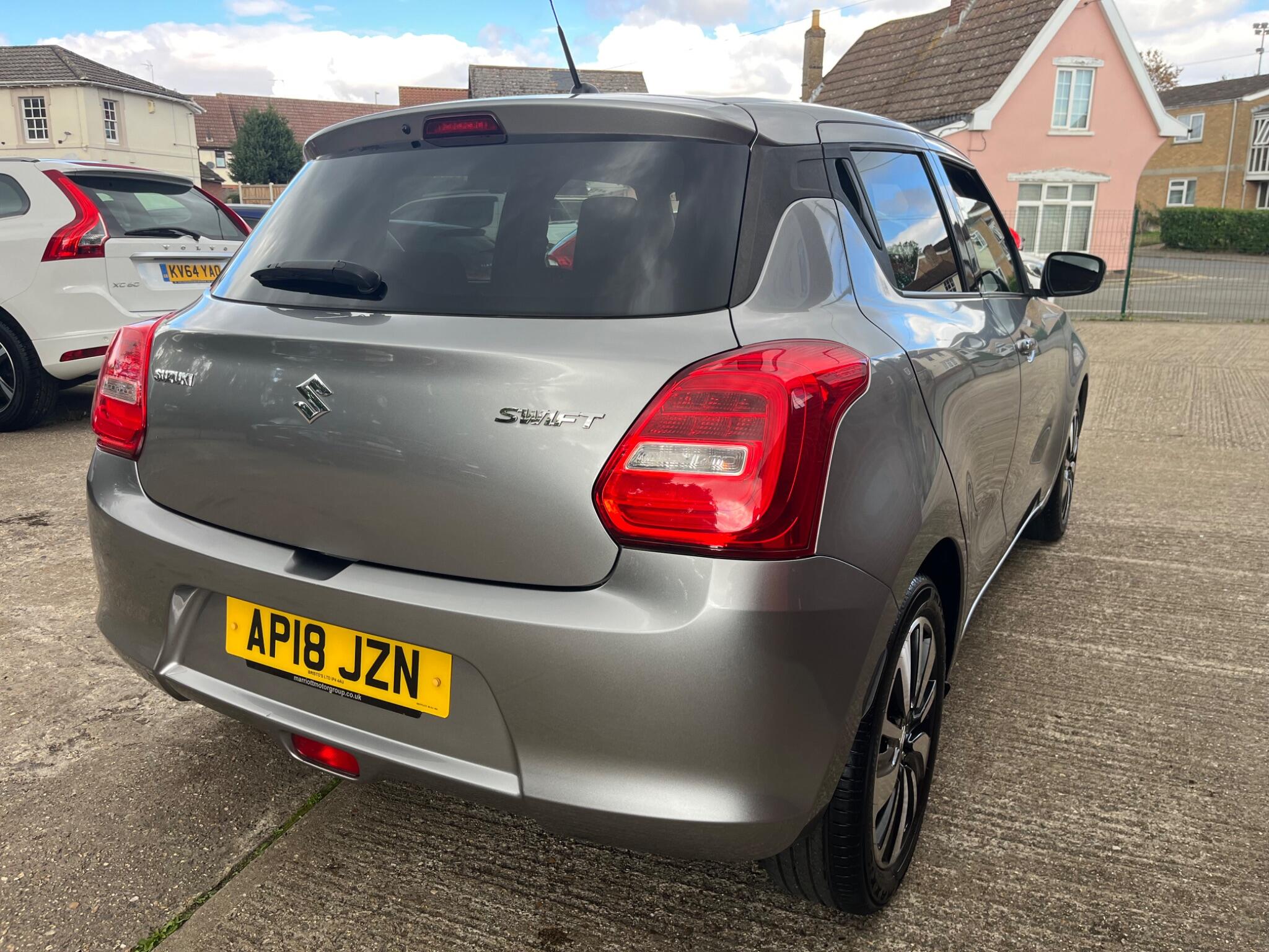 Suzuki Swift view 80