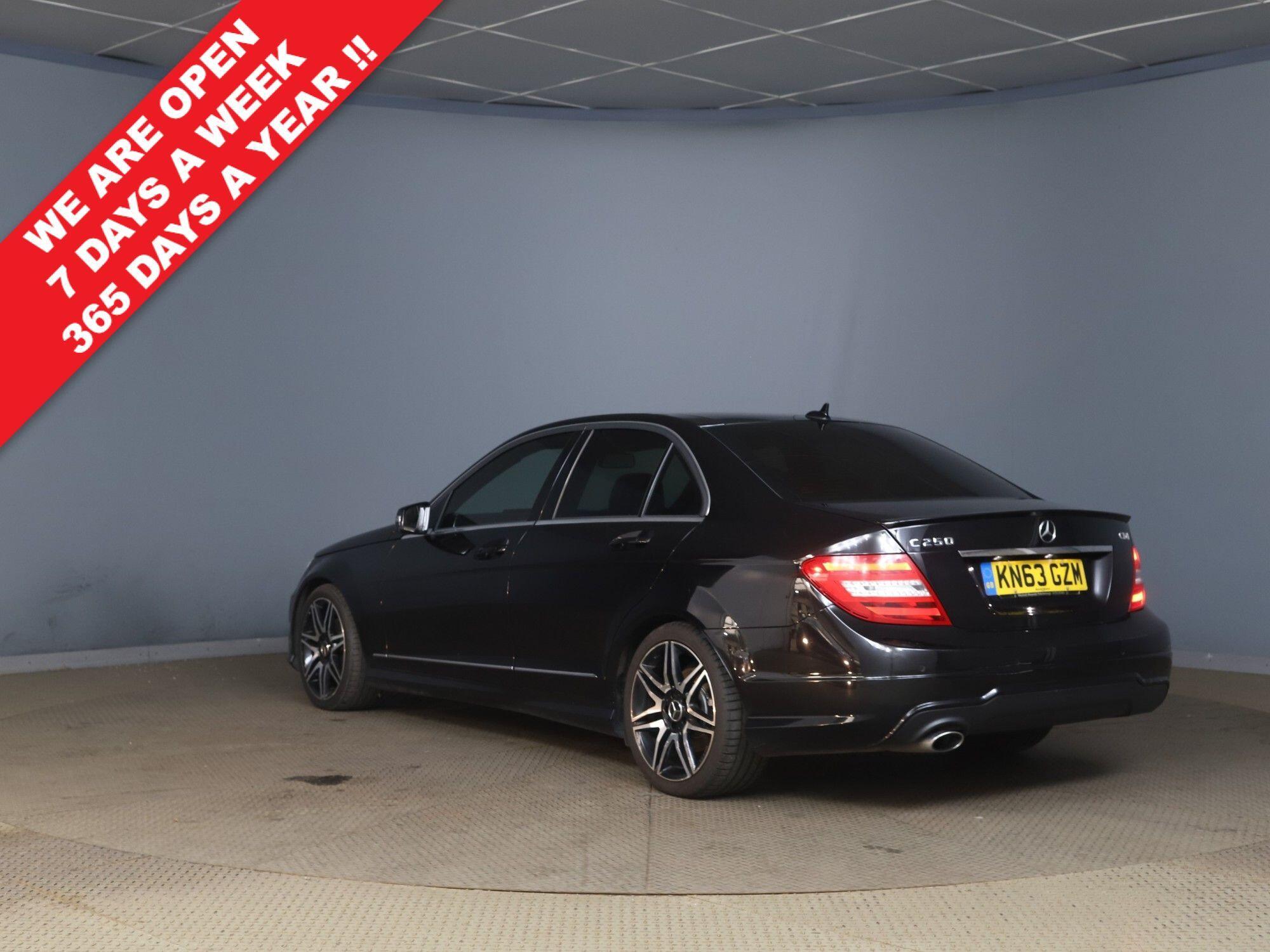 Mercedes-Benz C-Class view 4