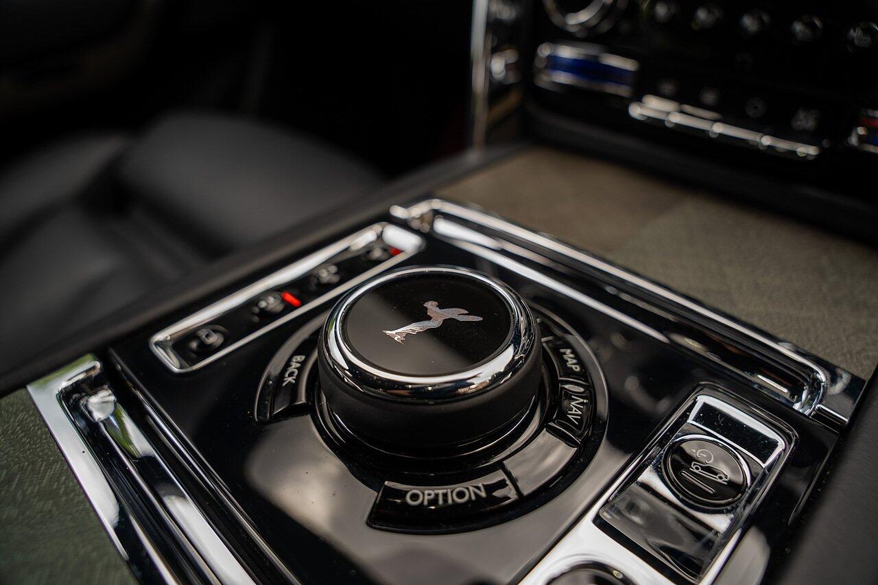 Rolls-Royce Cullinan view 48
