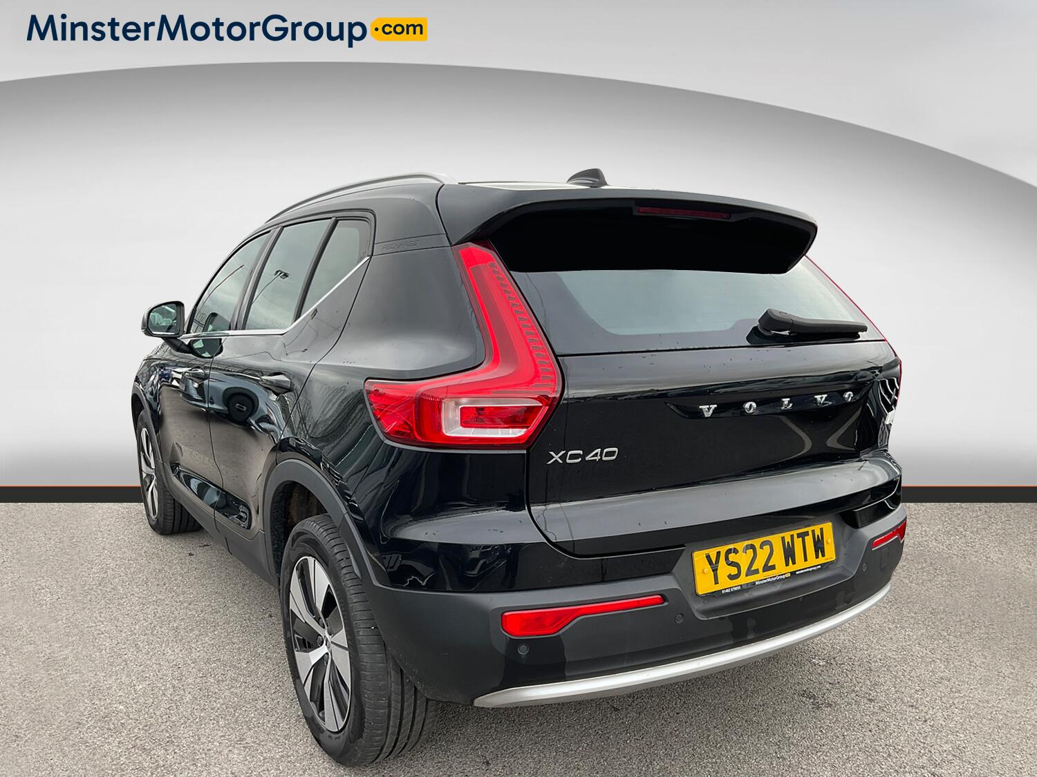 Volvo XC40 view 4
