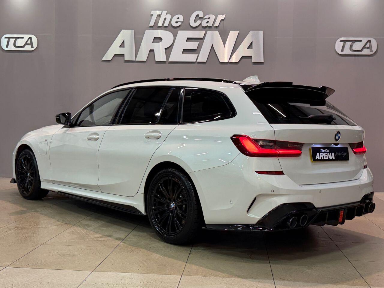 BMW 3 Series view 3