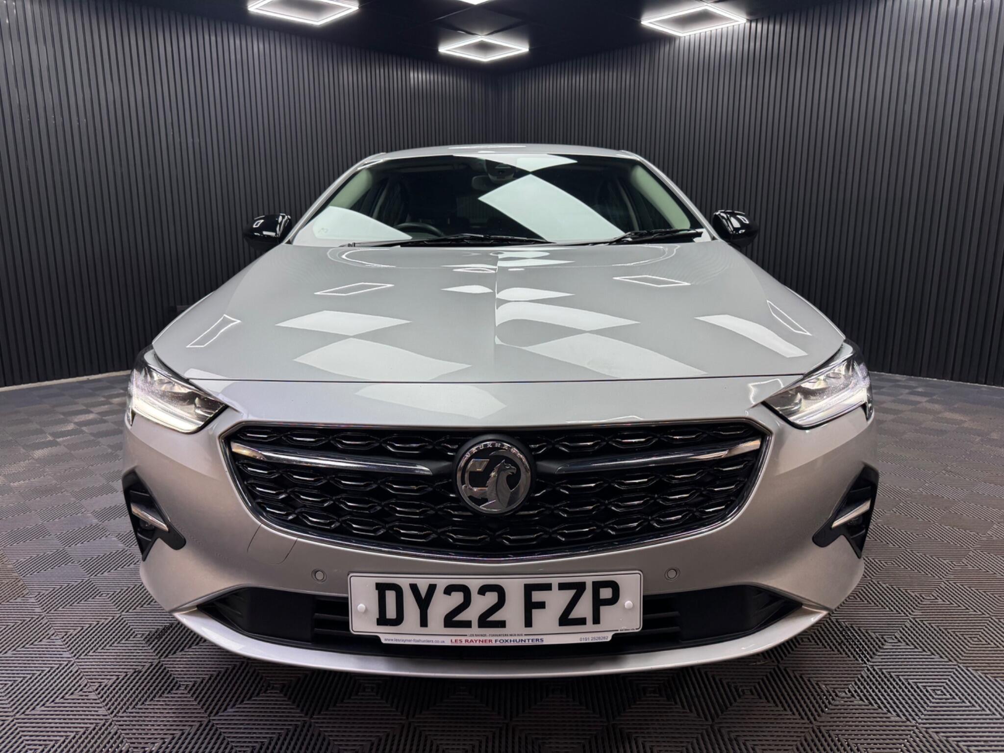 Vauxhall Insignia view 5