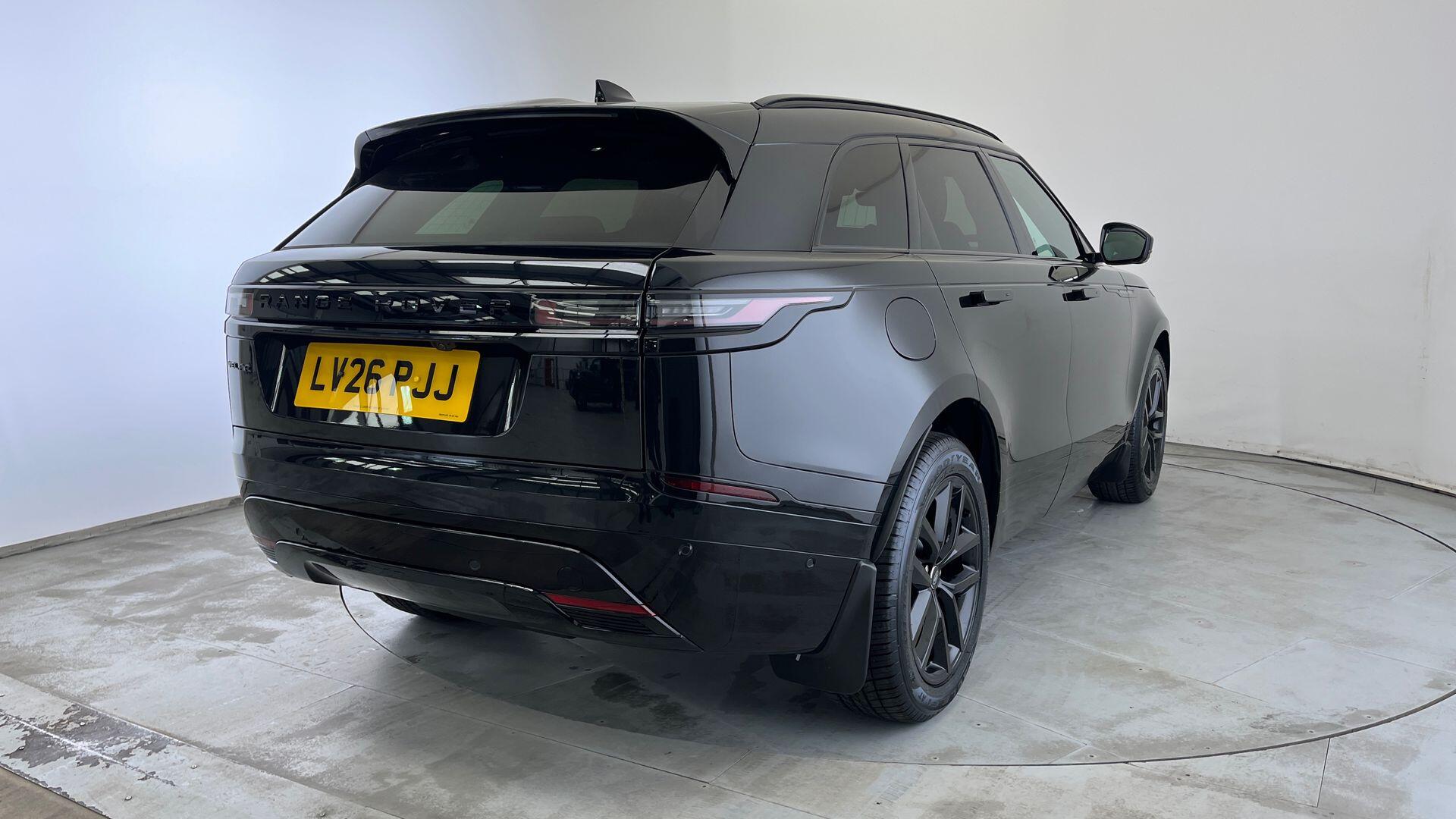 Land Rover Range Rover Velar view 29