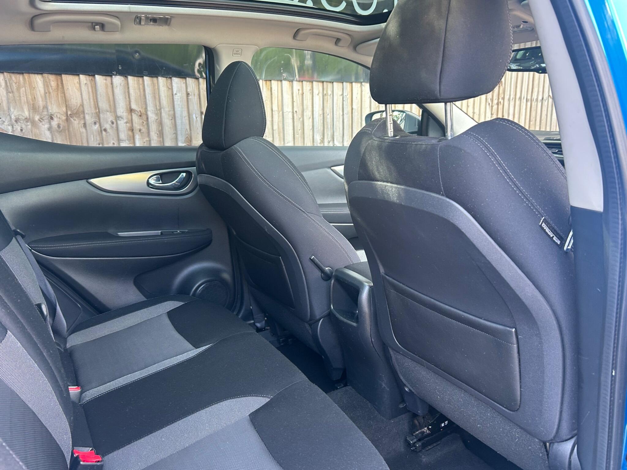 Nissan Qashqai view 36