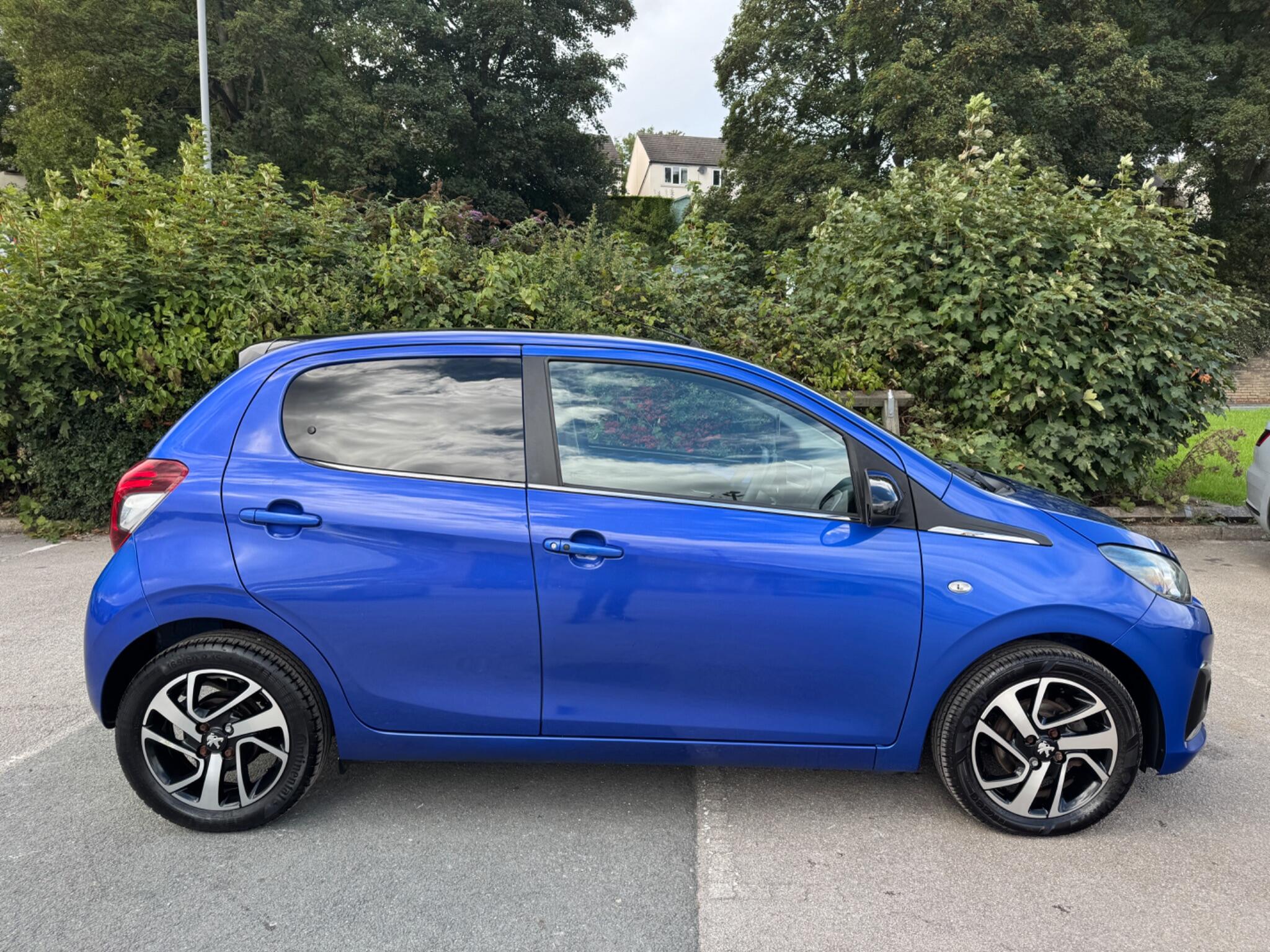 Peugeot 108 view 10