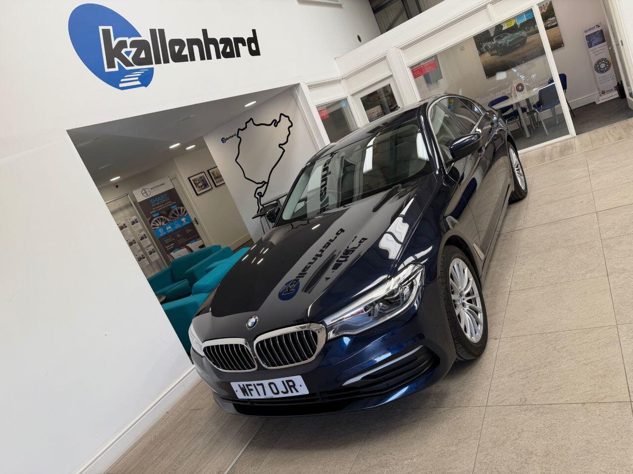 BMW 5 Series view 26