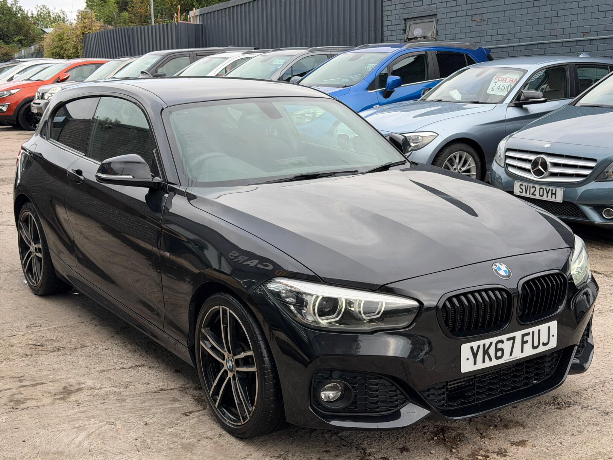 BMW 1 Series view 3
