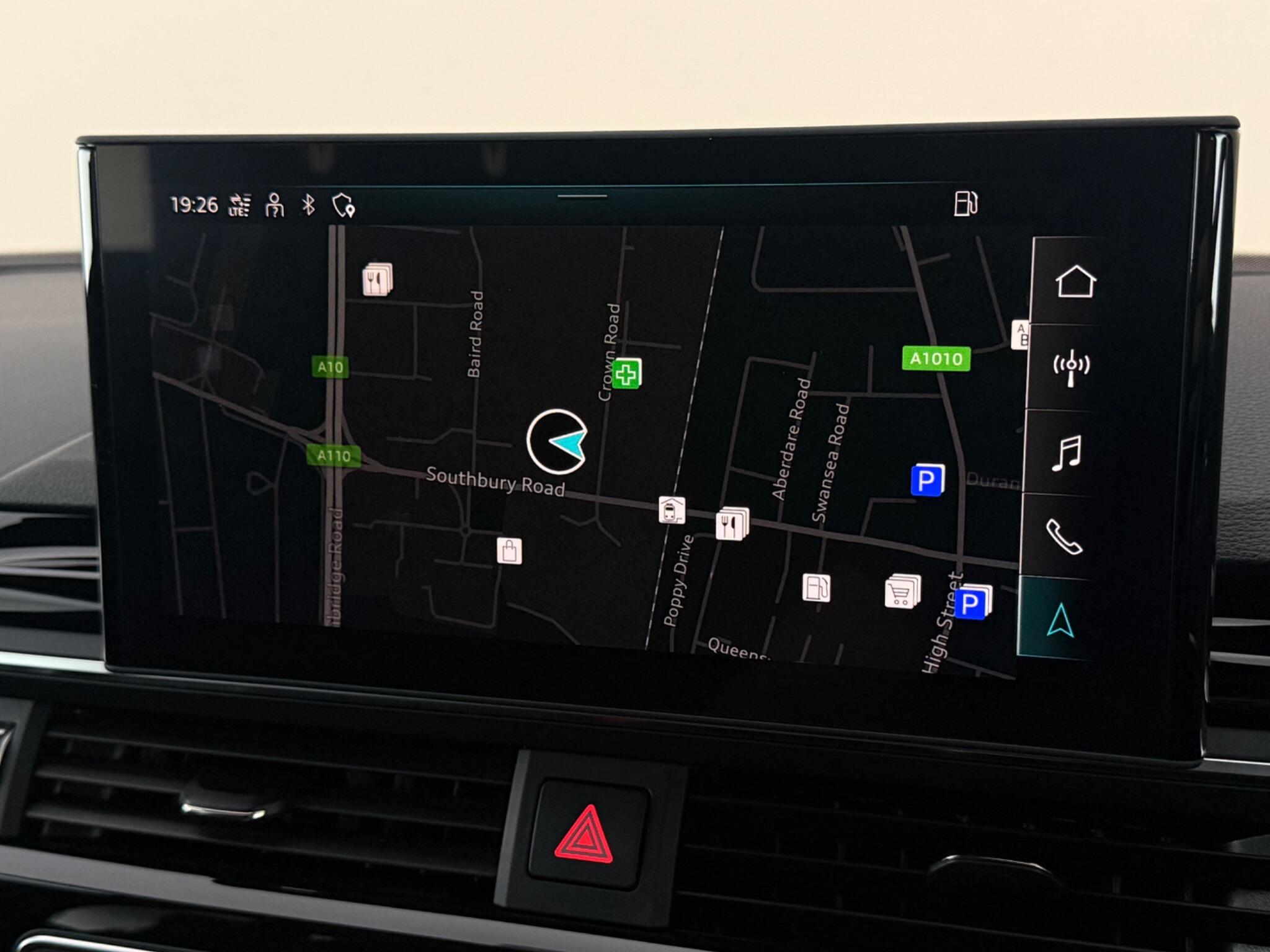 Audi A4 view 28