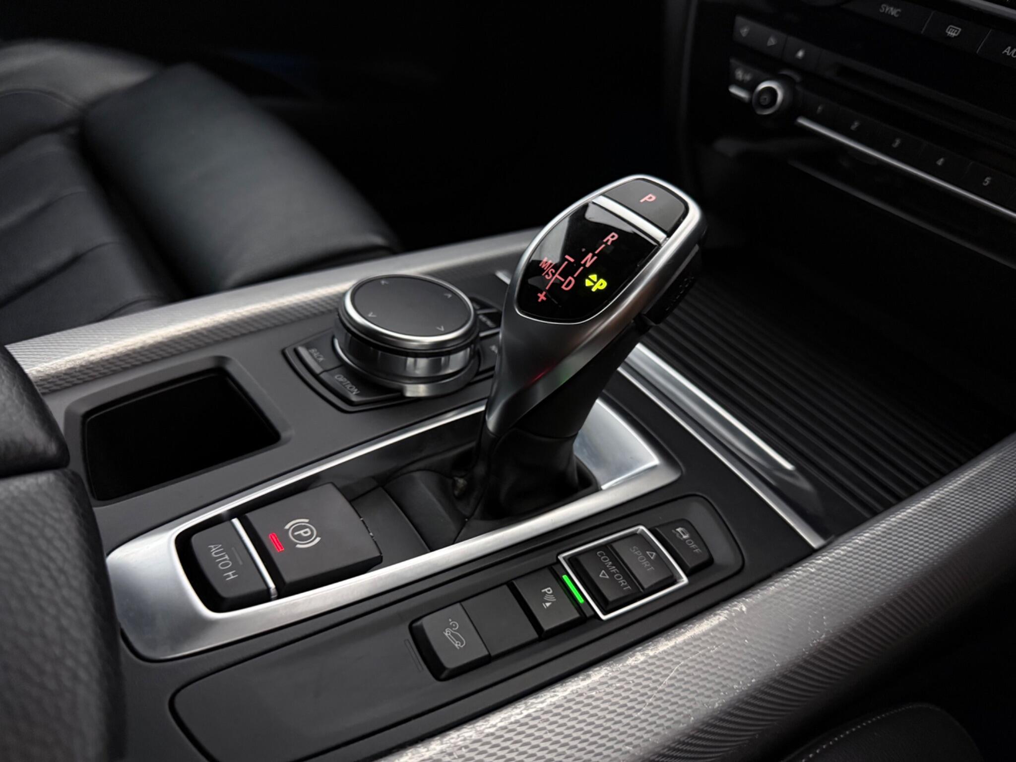 BMW X5 view 23