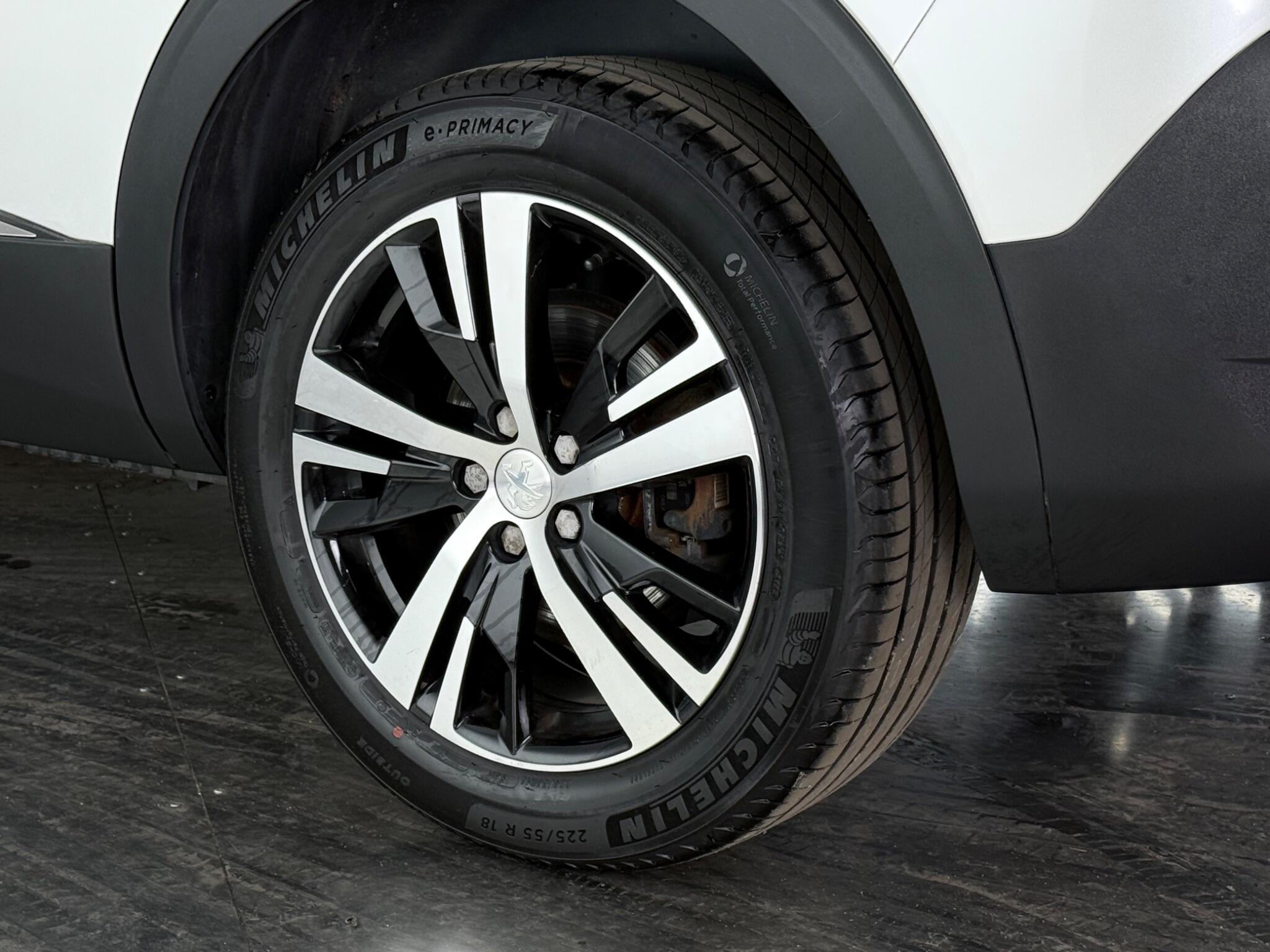 Peugeot 5008 view 10