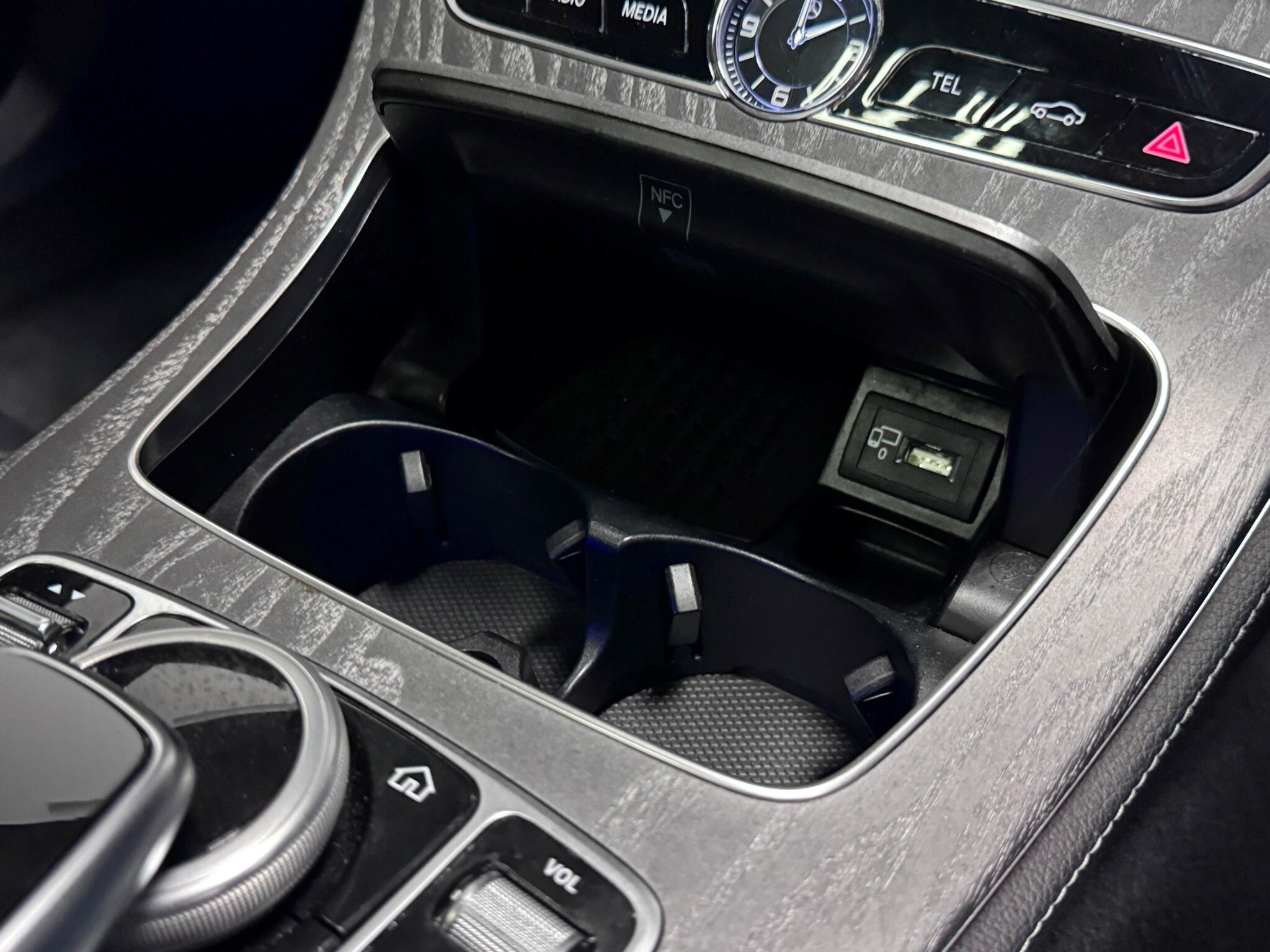 Mercedes-Benz CLS view 40