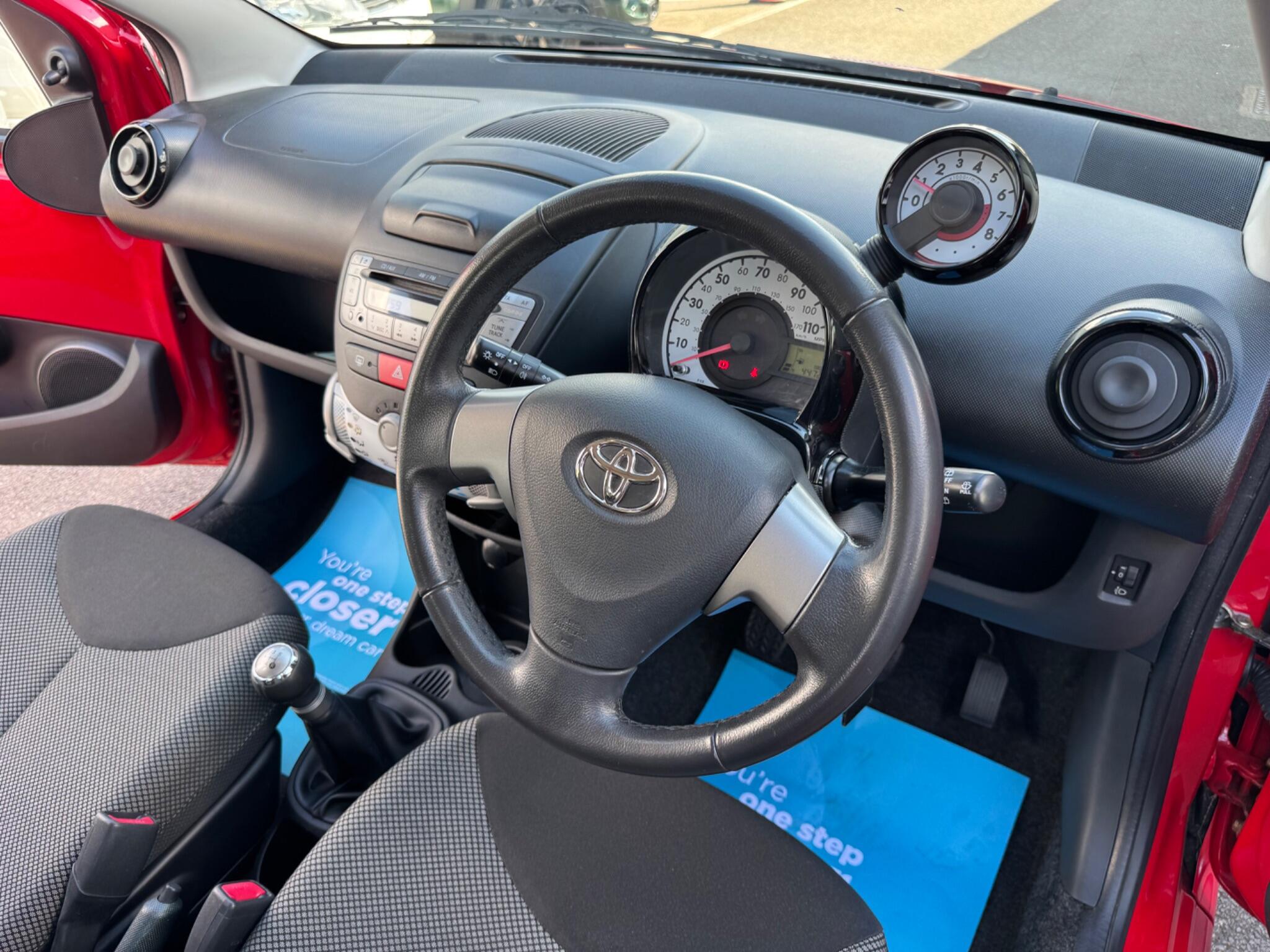 Toyota Aygo view 26