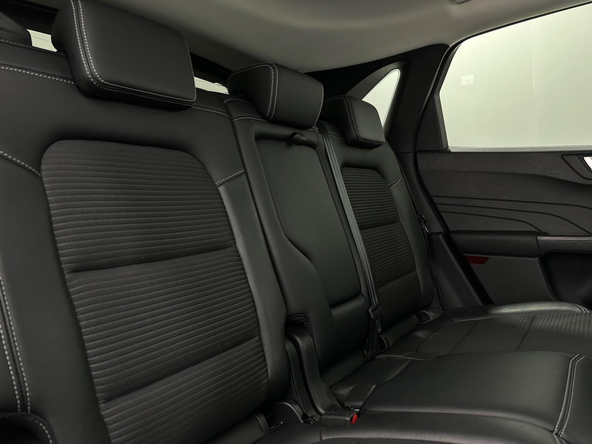 Ford Kuga view 41