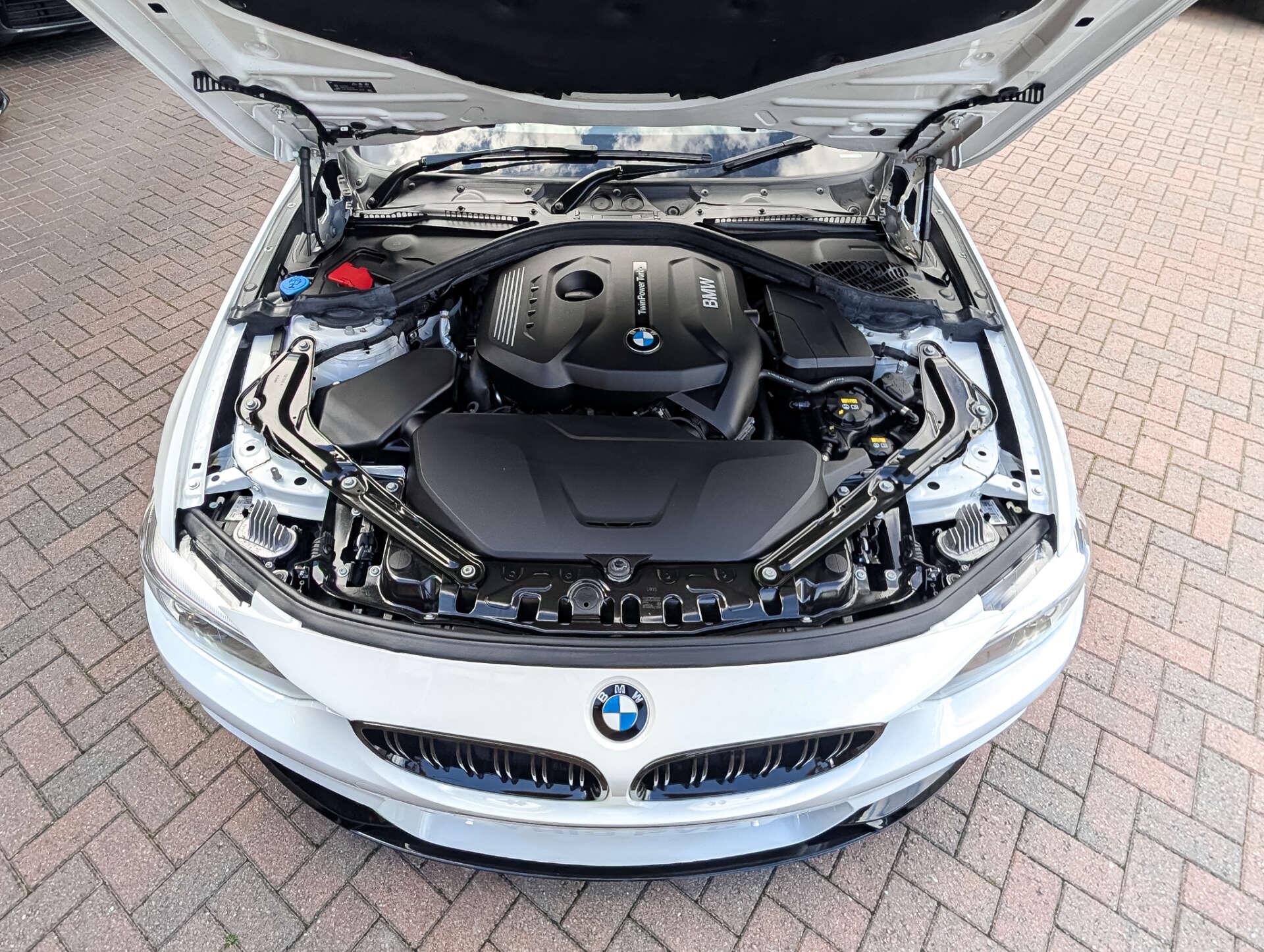 BMW 4 Series view 25