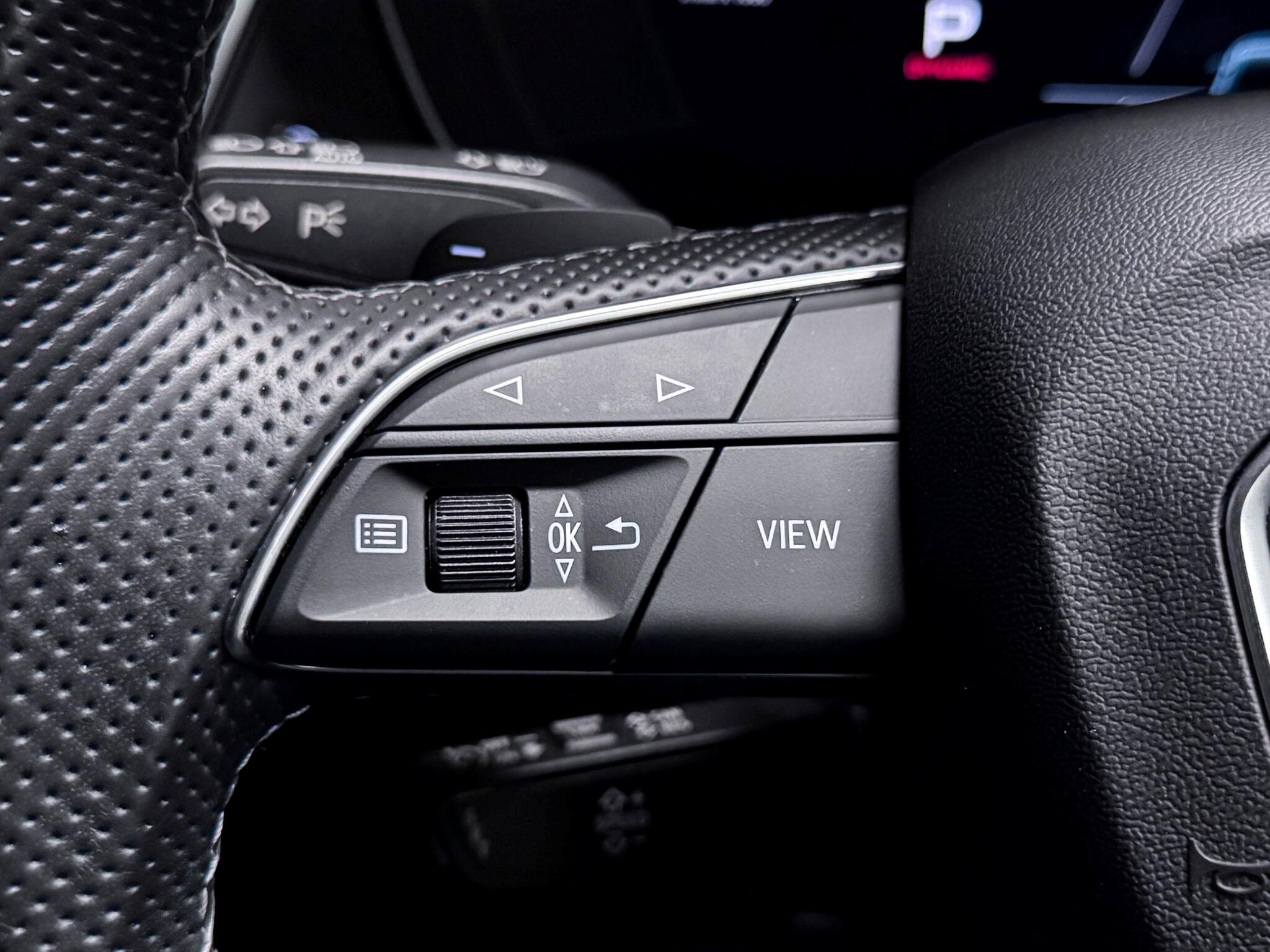 Audi Q5 view 34