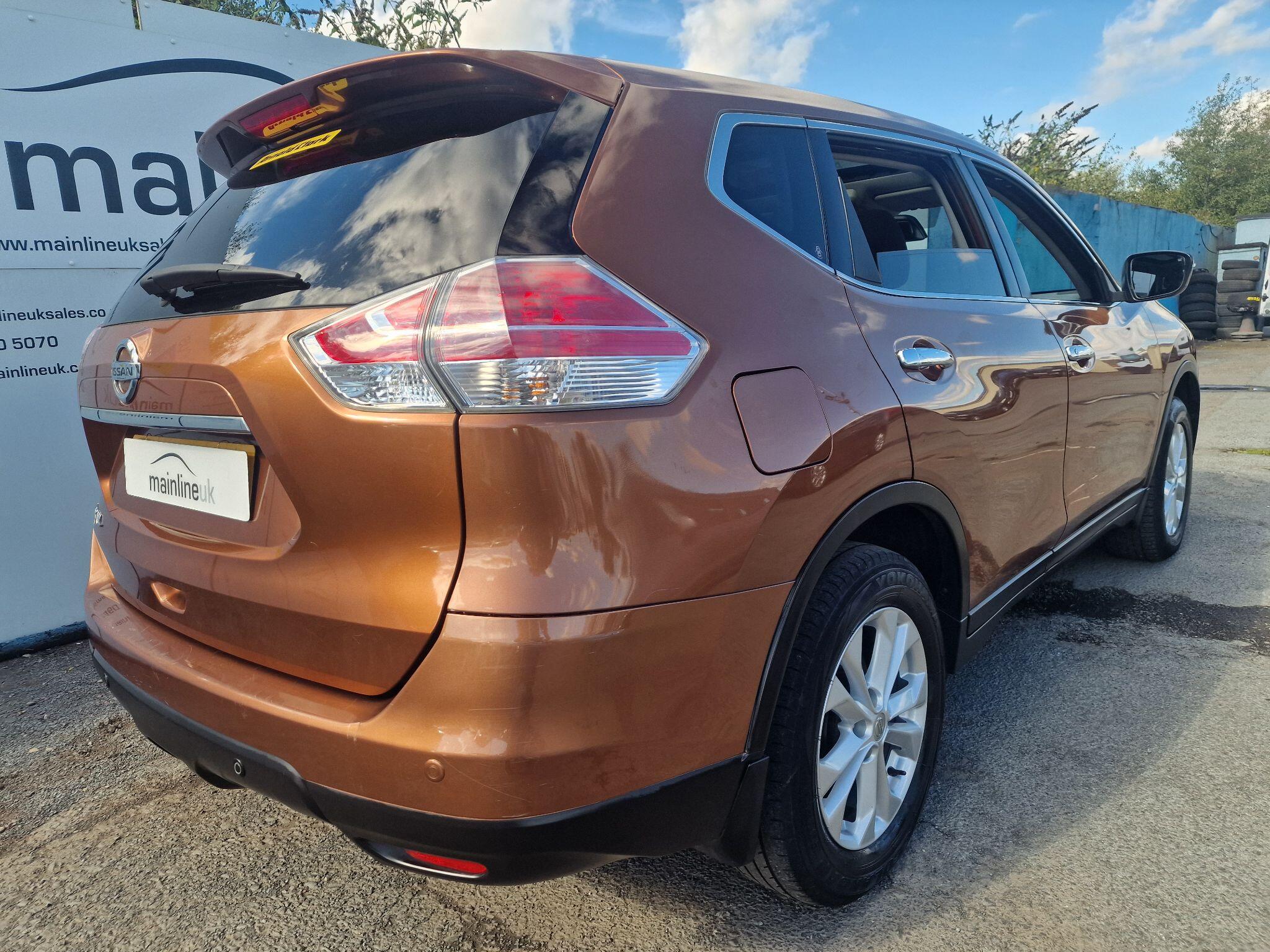 Nissan X-Trail view 14