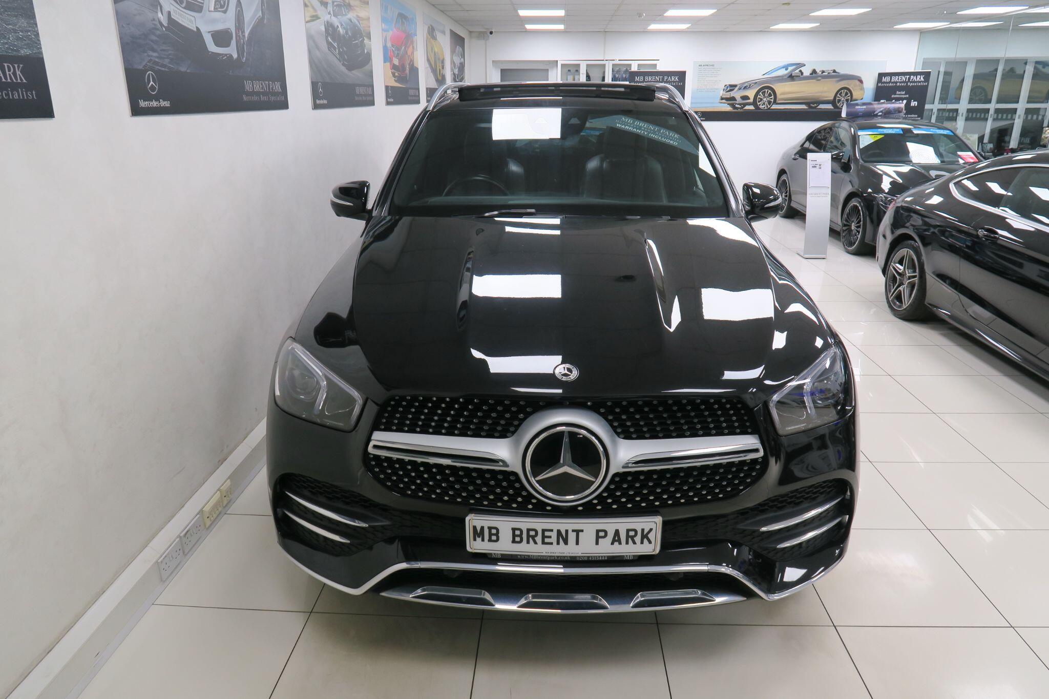 Mercedes-Benz Gle view 2