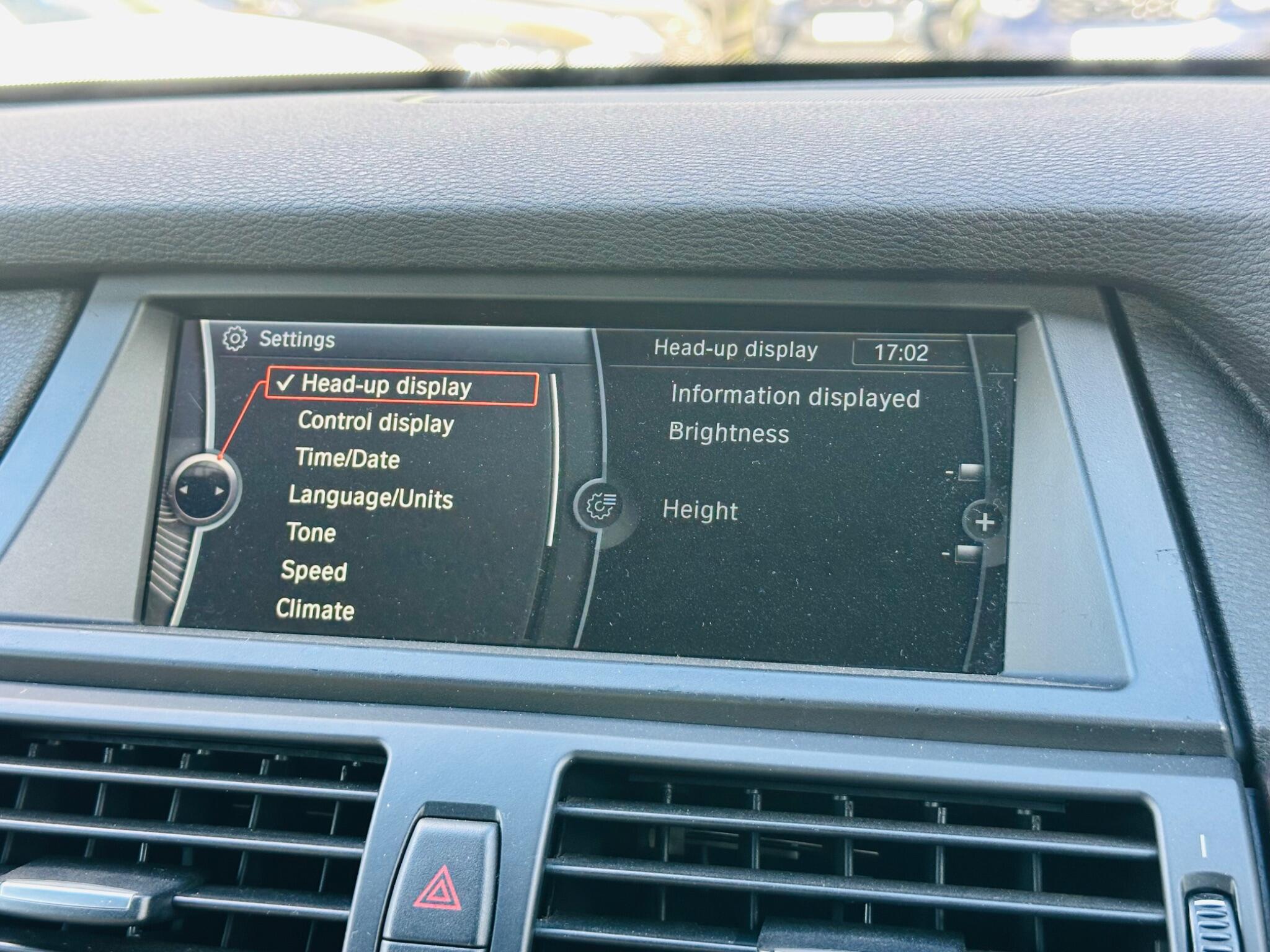 BMW X6 view 44