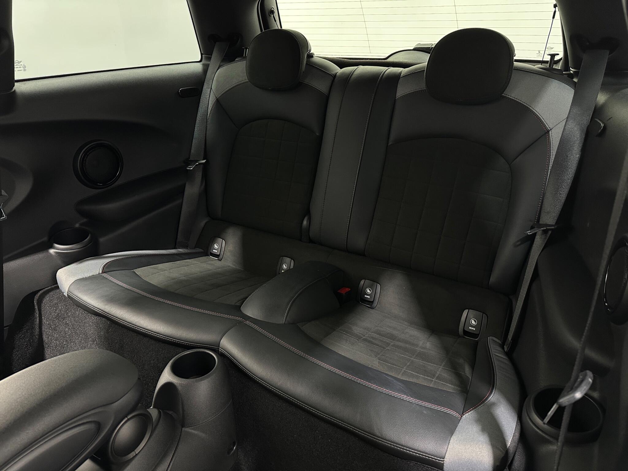 Mini Hatch view 40