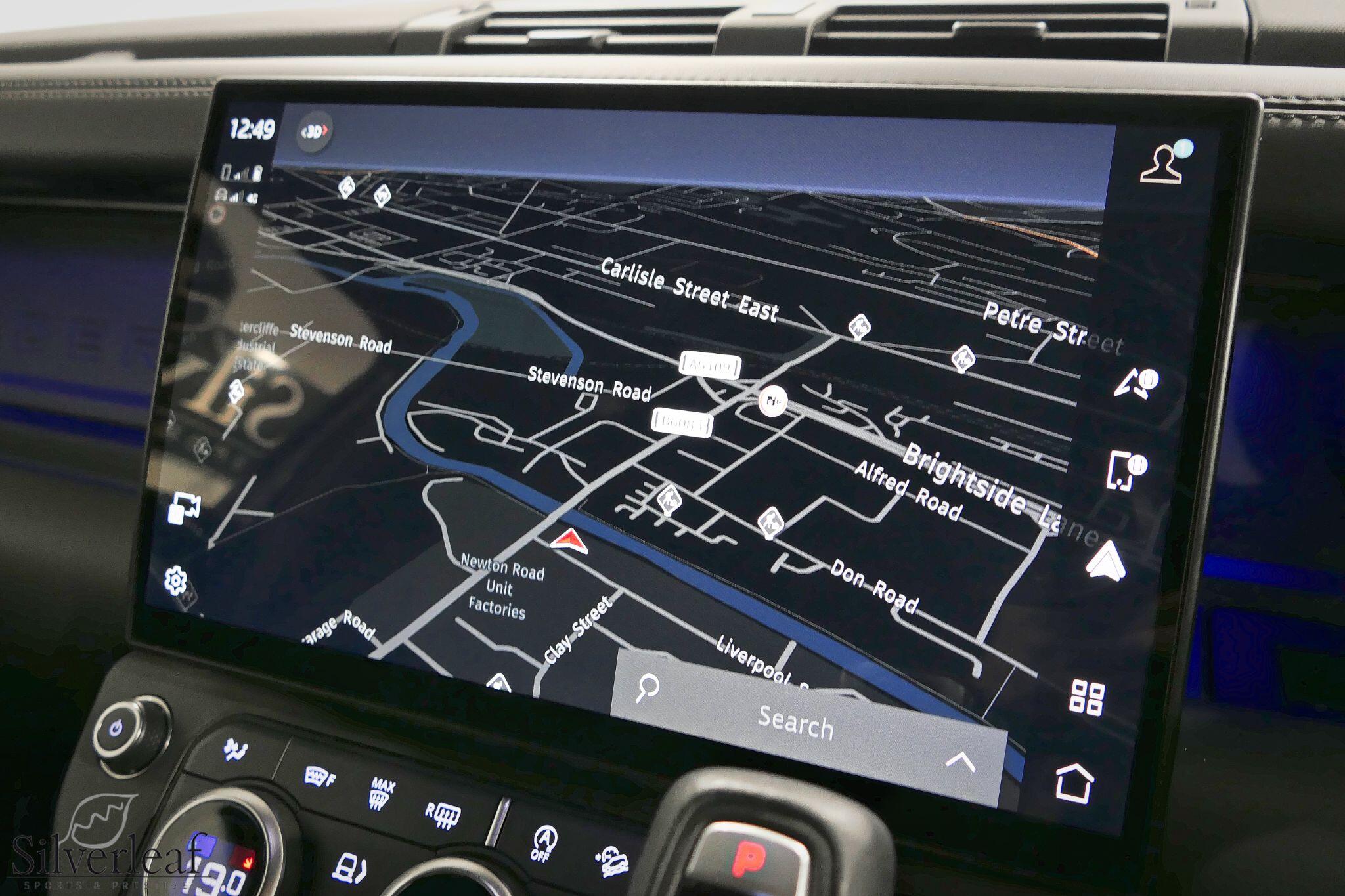 Land Rover Defender view 16