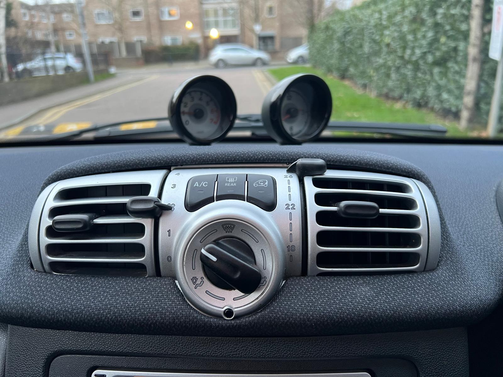 smart Fortwo view 13