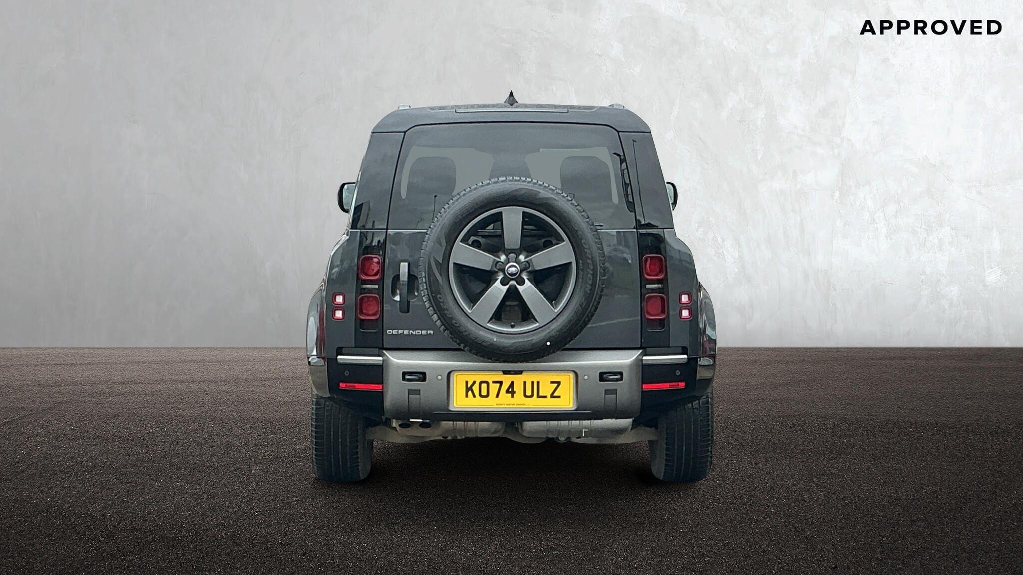 Land Rover Defender view 6