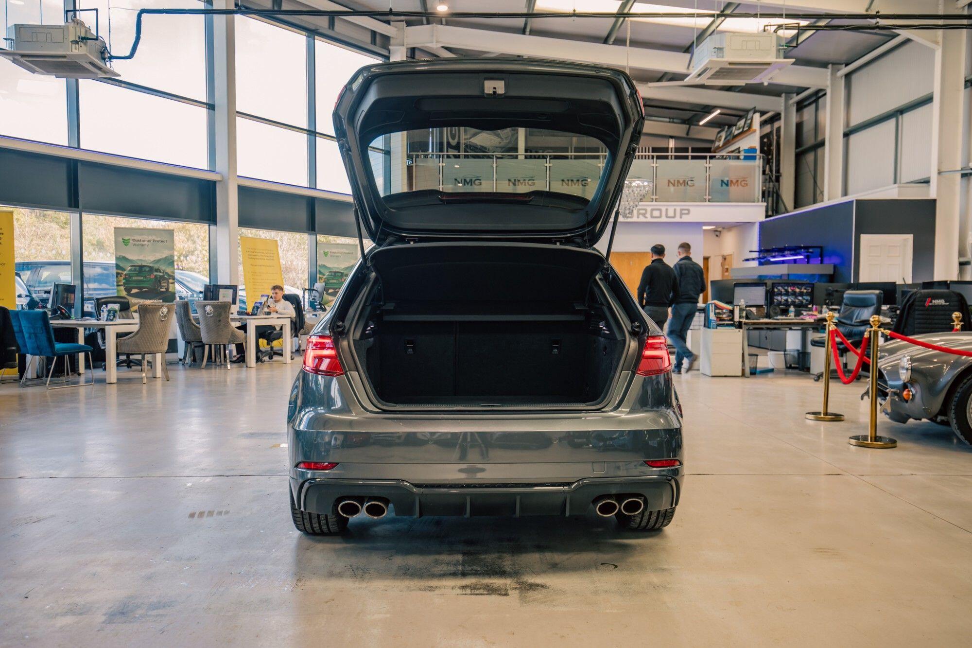 Audi S3 view 30