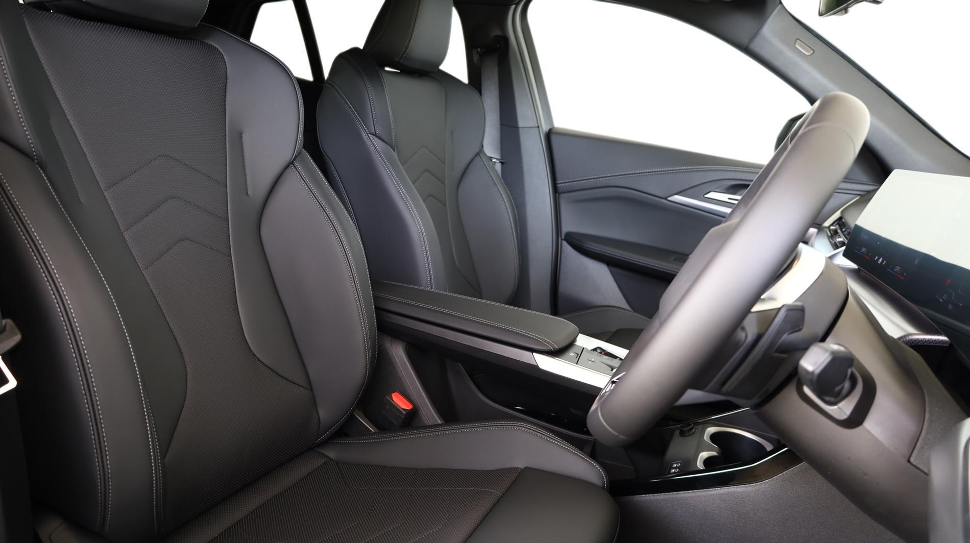 BMW X2 view 11