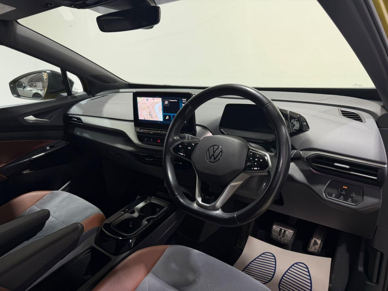 Volkswagen Id.4 view 16