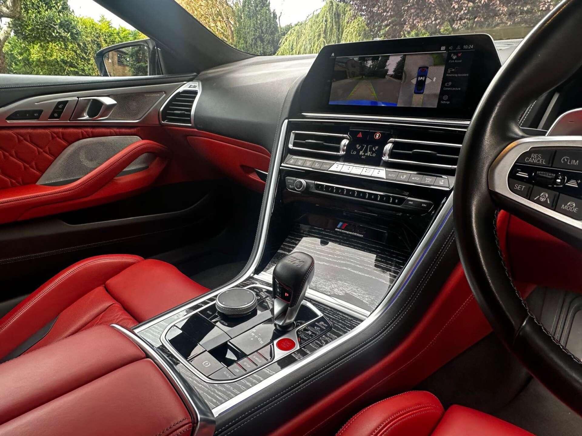 BMW M8 view 13
