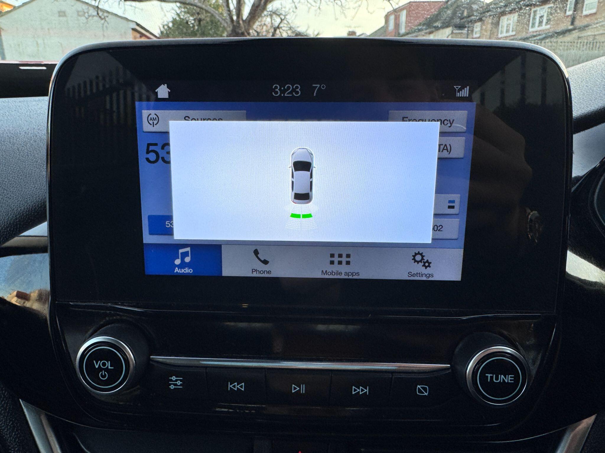 2017 Ford Fiesta image 15