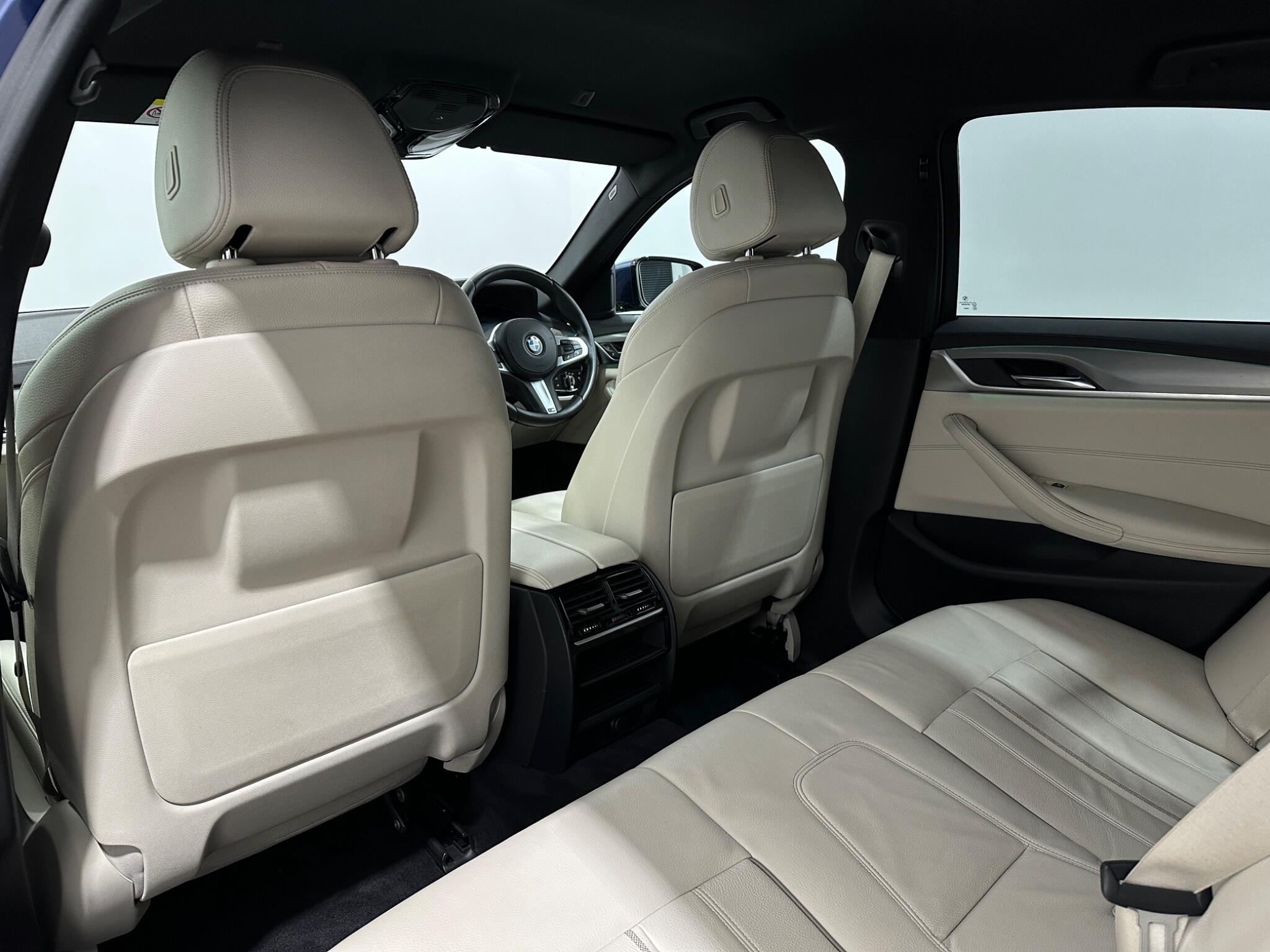 BMW 5 Series view 39