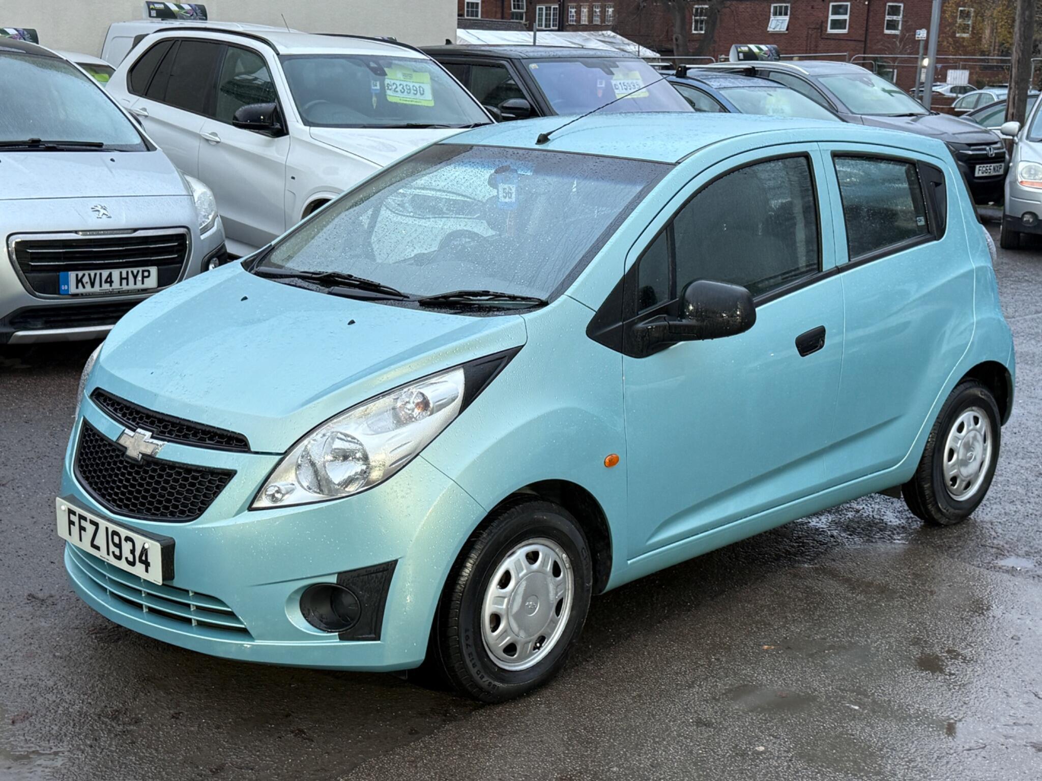 Chevrolet Spark - Image 10