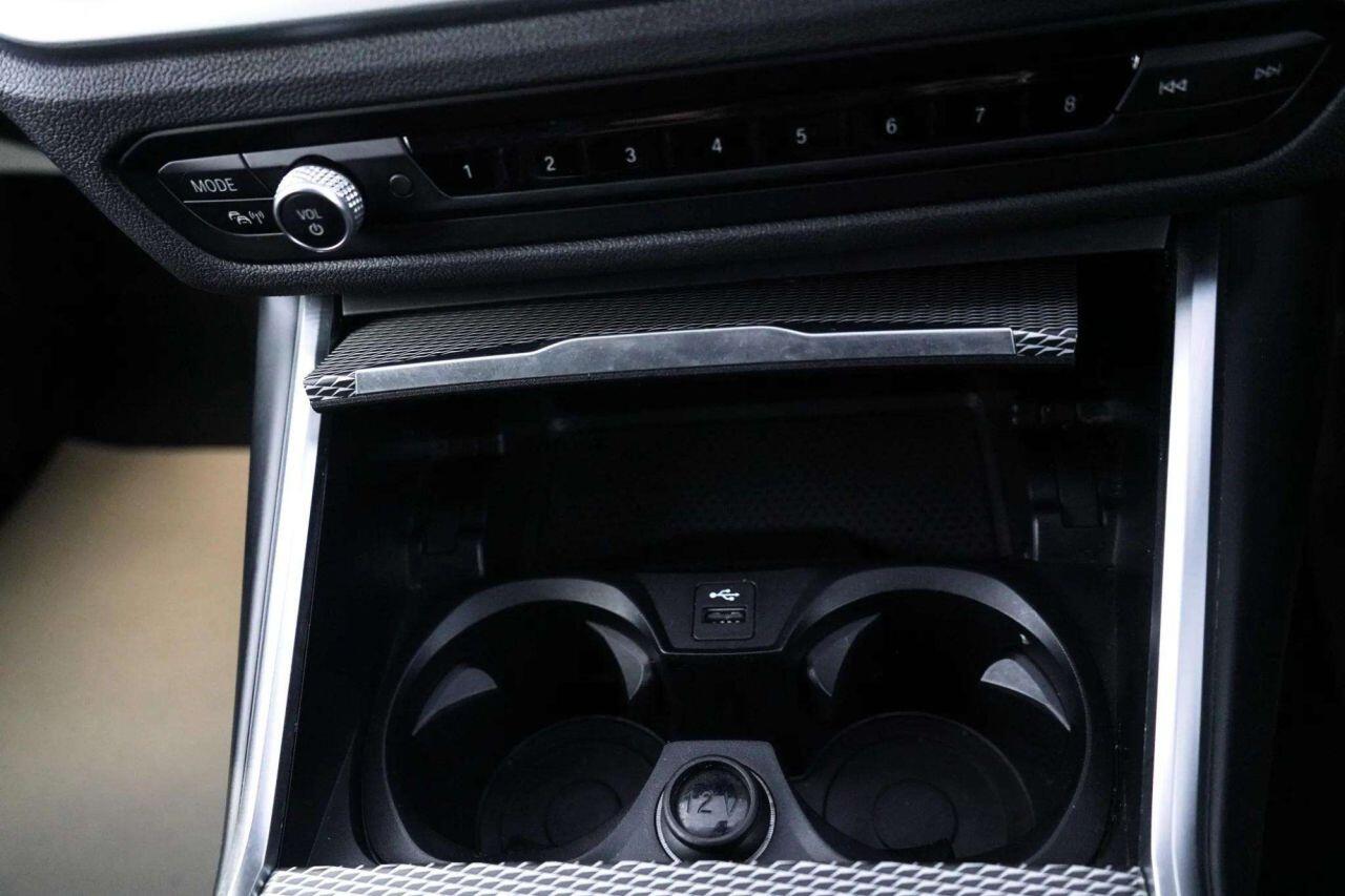 BMW 3 Series view 41