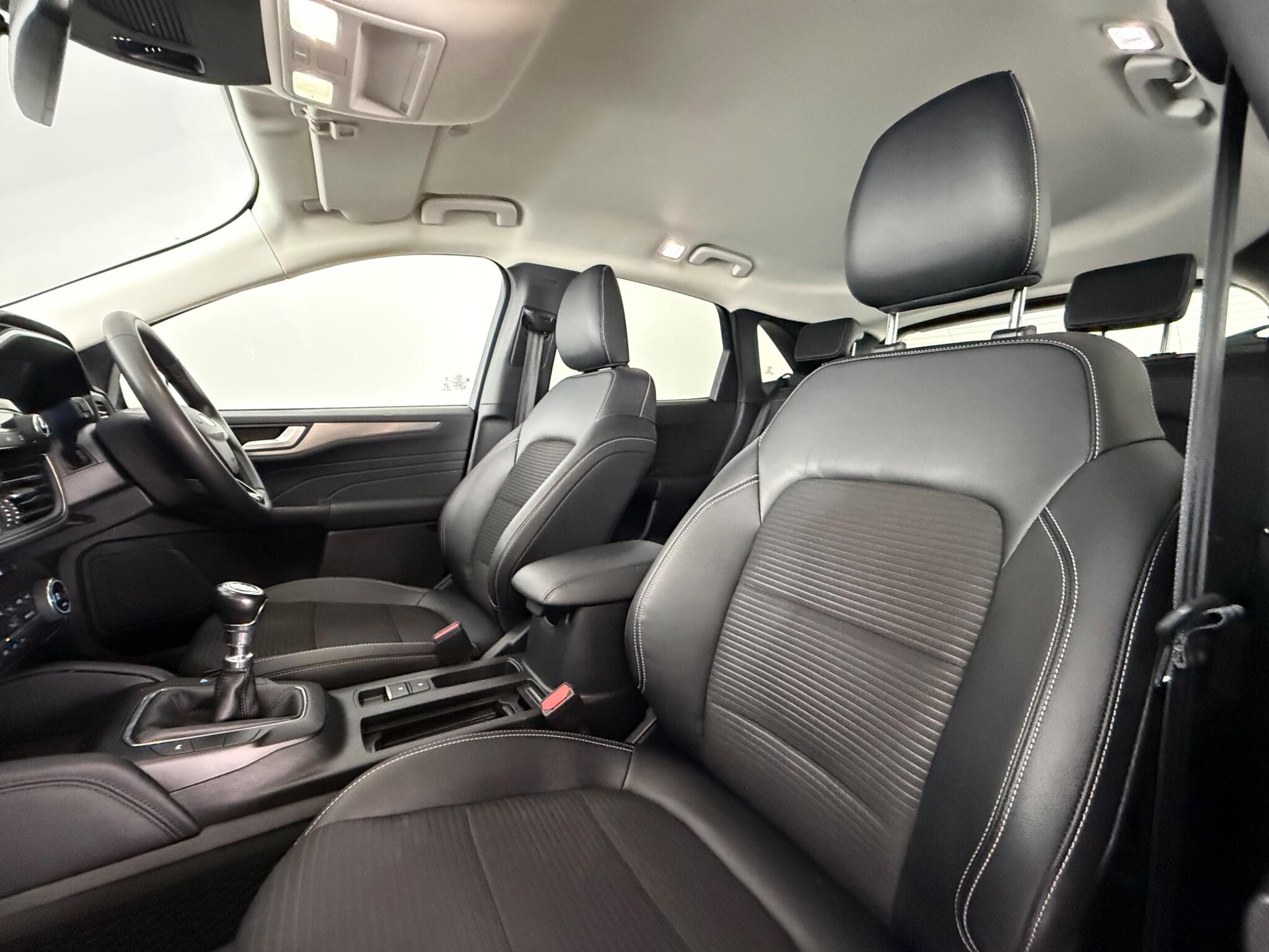 Ford Kuga view 31