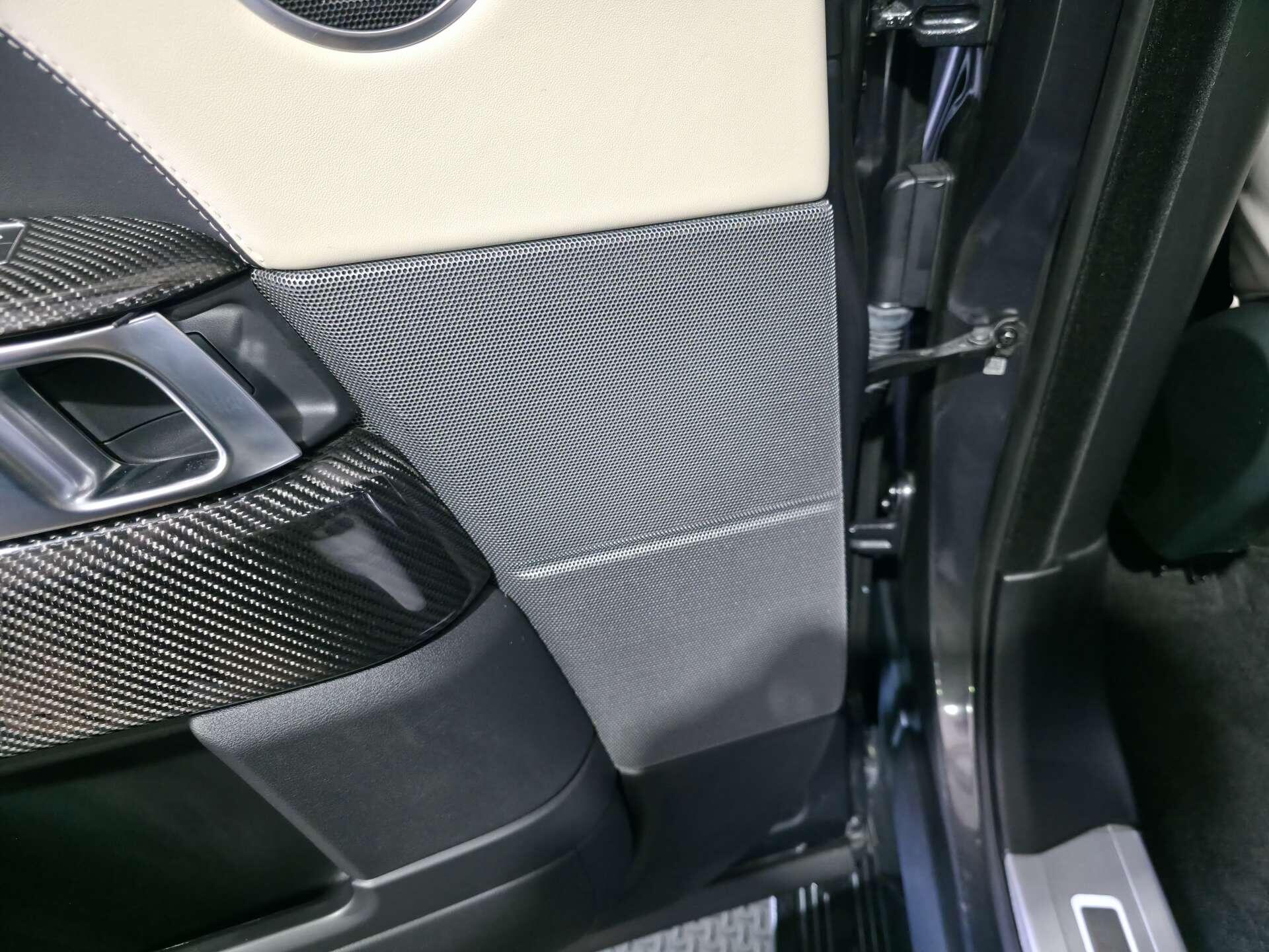 Land Rover Range Rover Sport view 80