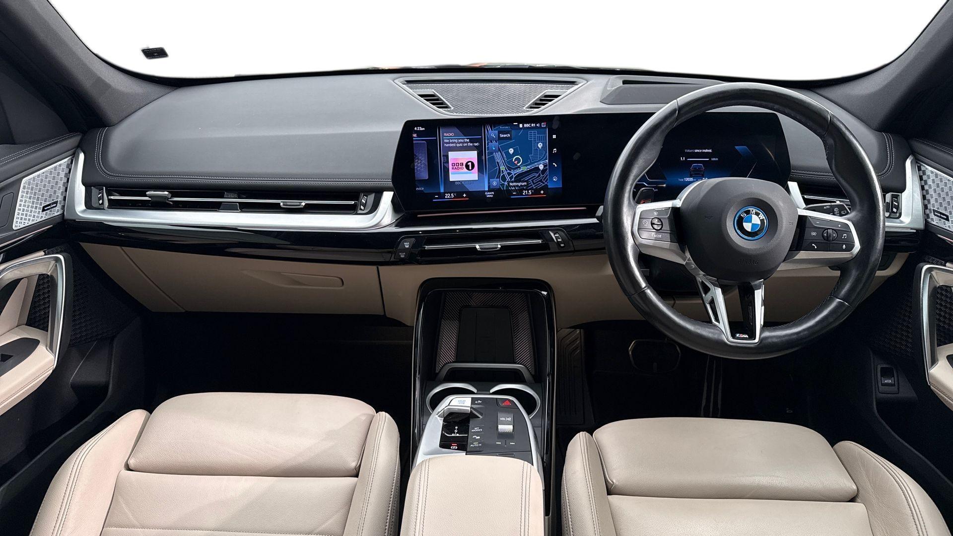 BMW Ix1 view 4