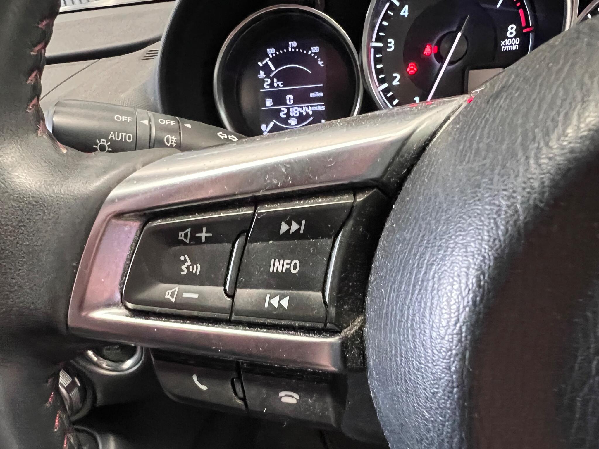 Mazda MX-5 view 29