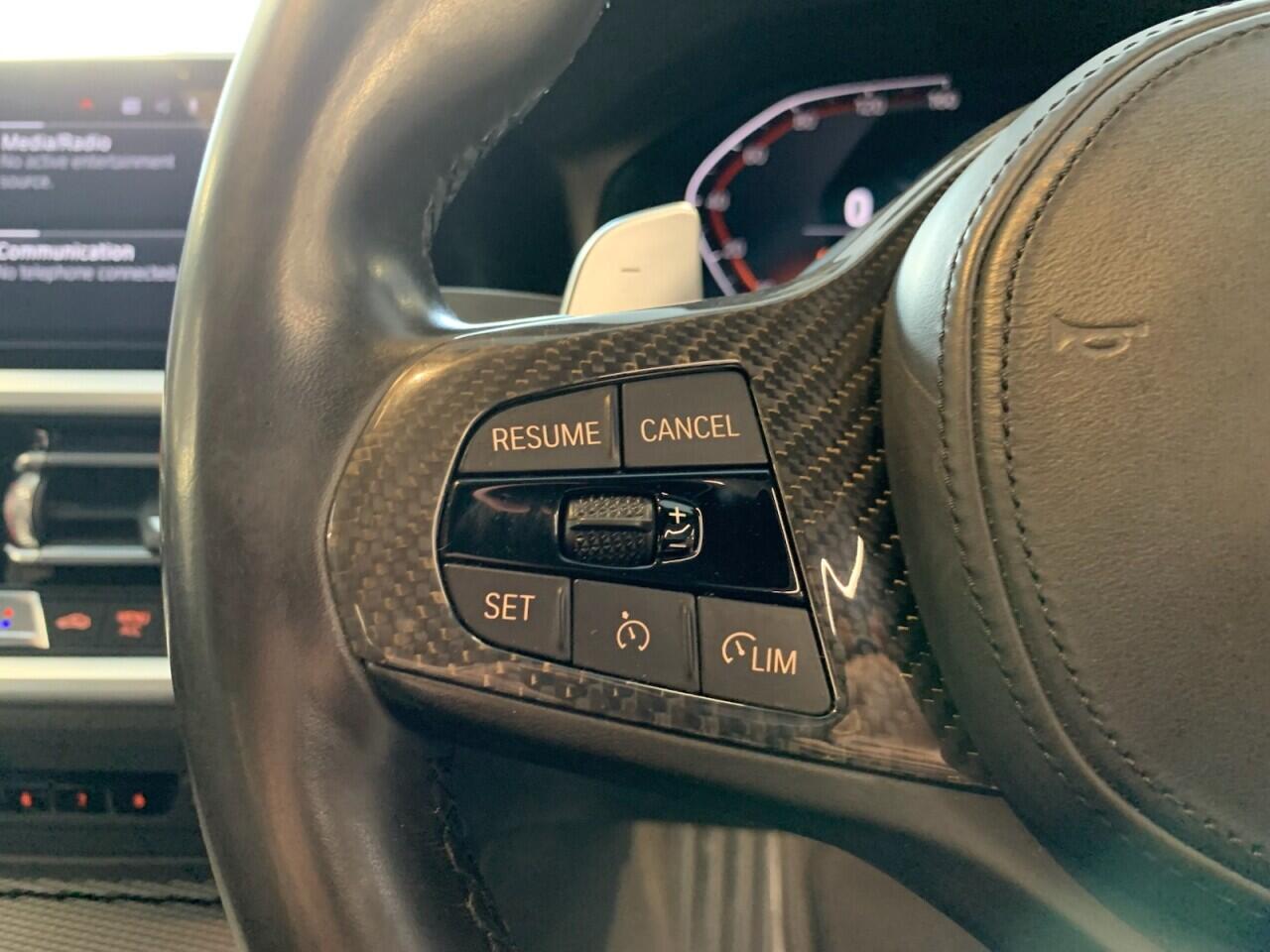 BMW 3 Series view 35