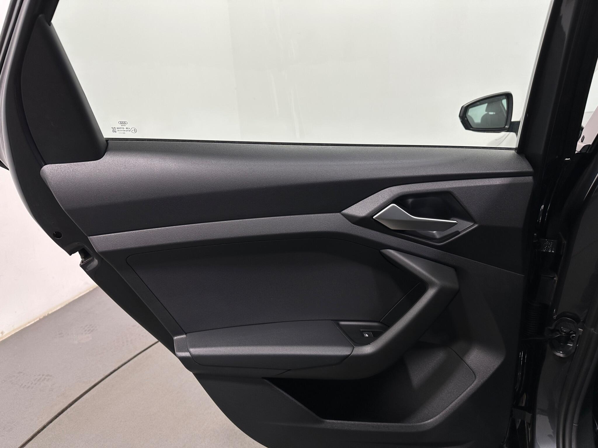 Audi A1 view 38