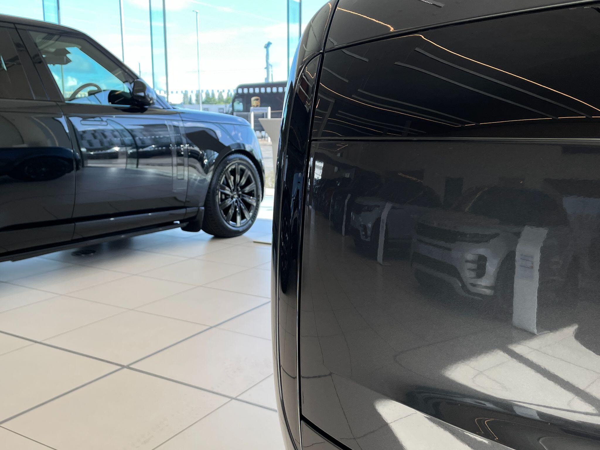 Land Rover Range Rover view 46